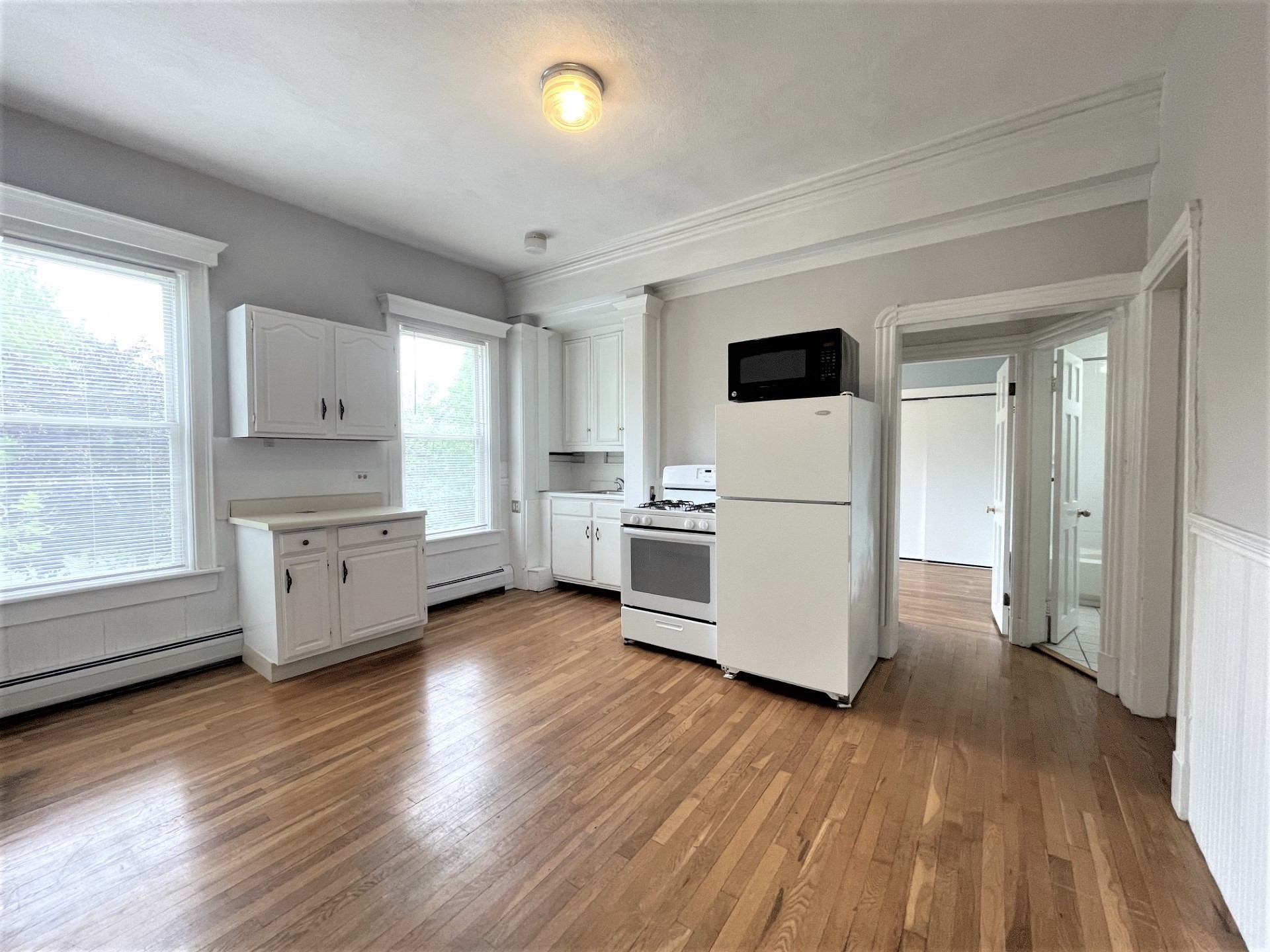 1 Cedar Sq # 2 Property Photo 1