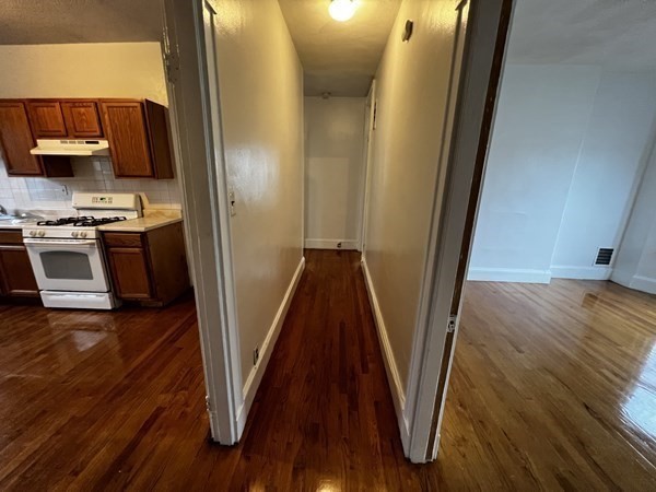 22 Bynner St # 2 Property Photo 3