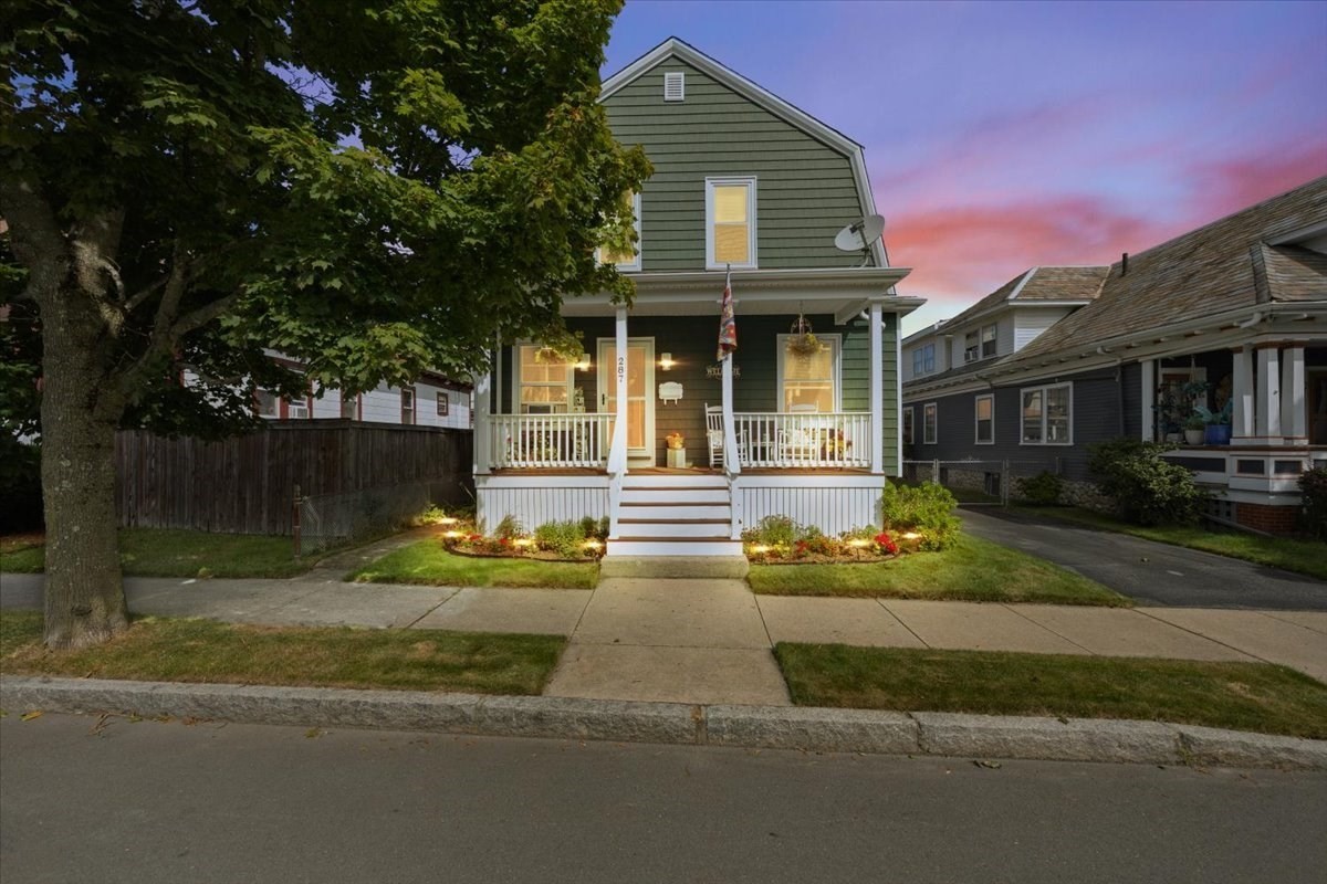 287 Wood St Property Photo 2