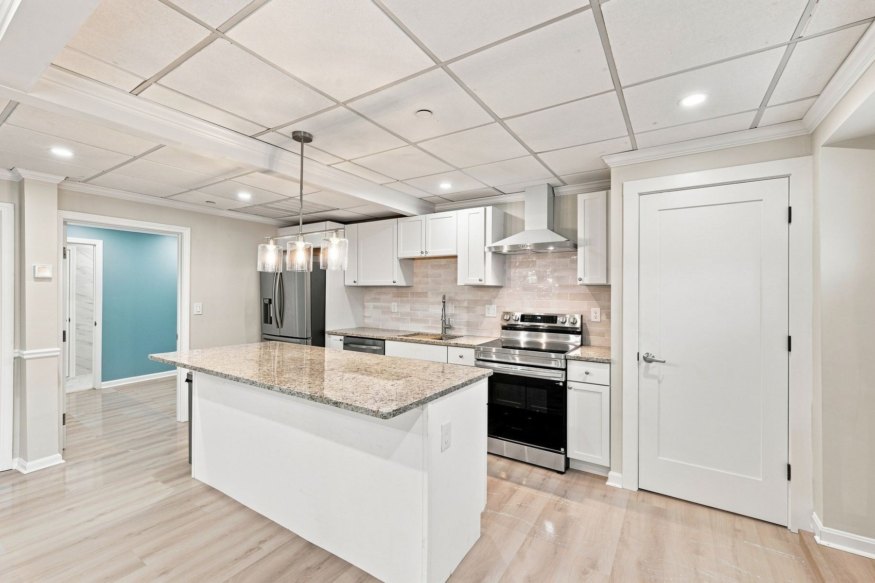 324 Essex Street # 2 Property Photo 6