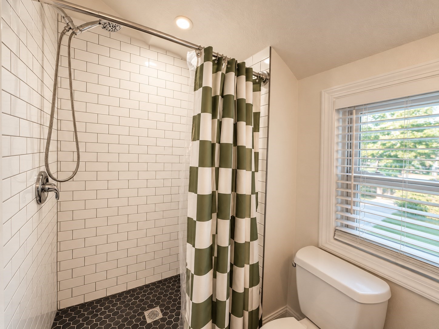 36 Brackett Rd Property Photo 8
