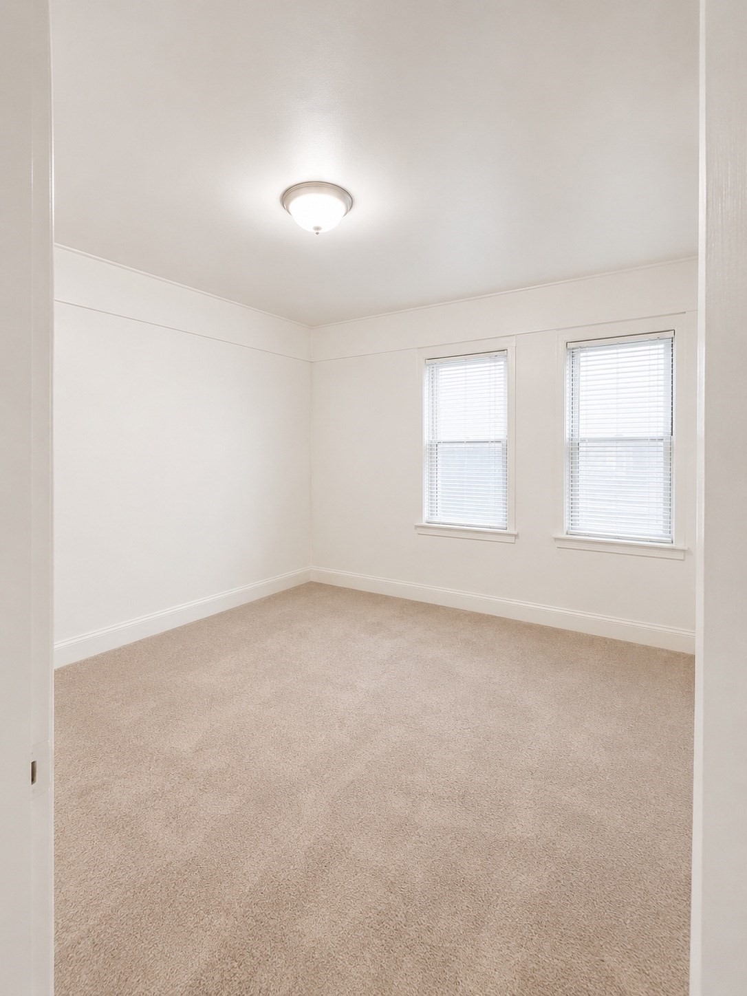 10 Yeamans St # 23 Property Photo 4