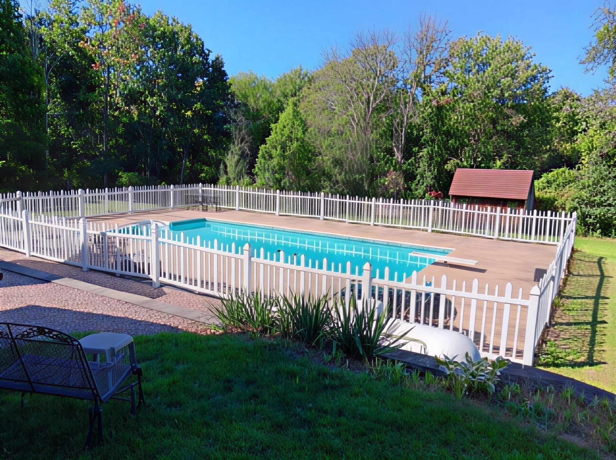 8 Hillsville Rd Property Photo 5