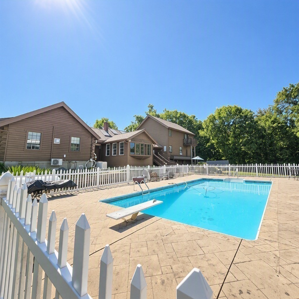 8 Hillsville Rd Property Photo 8