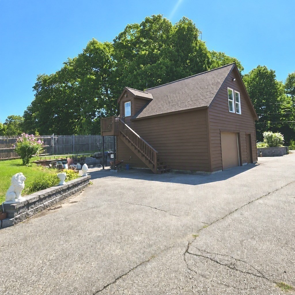 8 Hillsville Rd Property Photo 11