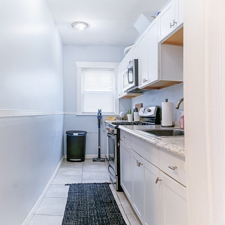 203-205 Saratoga St Property Photo 7