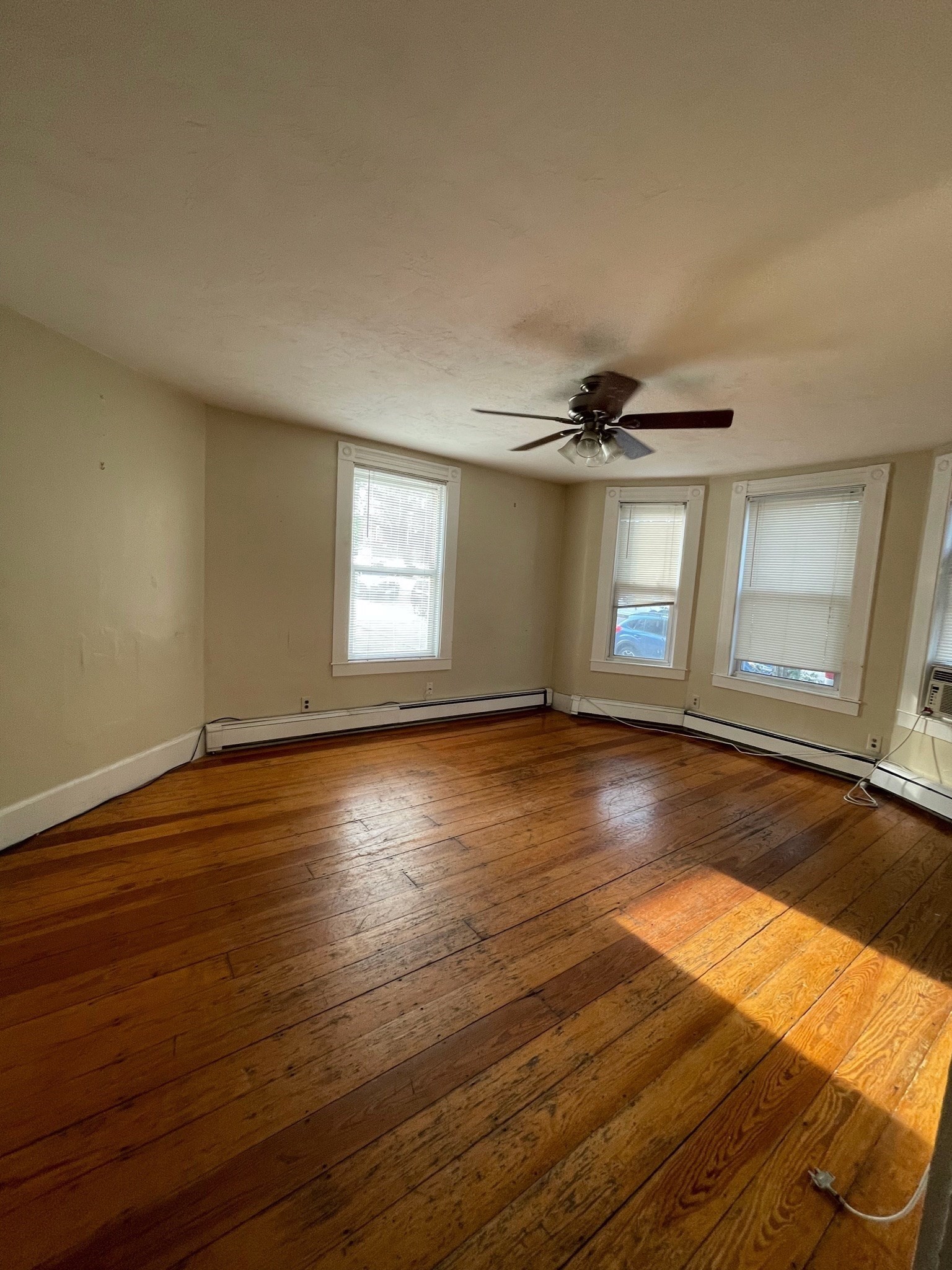 849 E Broadway # 1 Property Photo 1