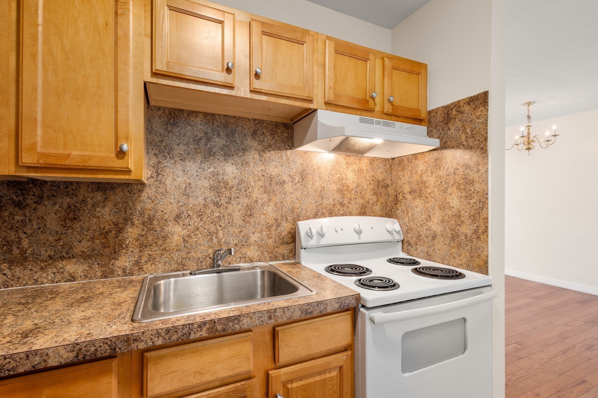 46 Adams St # 4 Property Photo 8