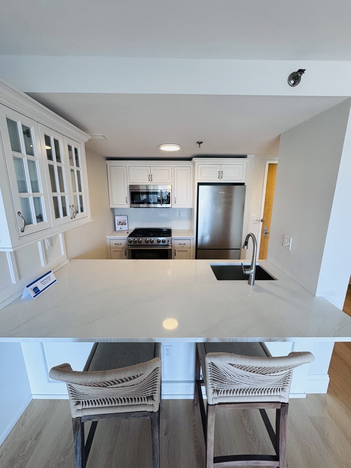 15 N Beacon St # 910 Property Photo 7