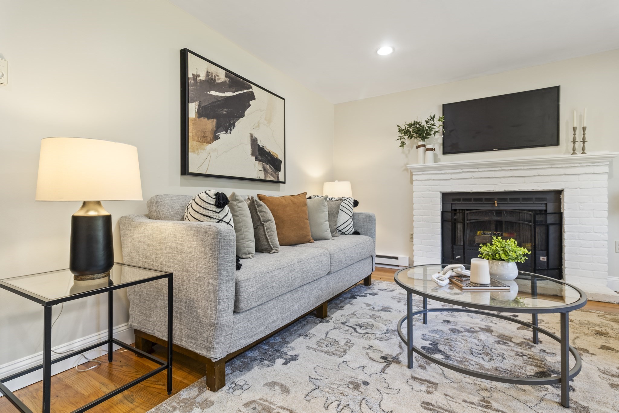 10 Erick Rd # 32 Property Photo 5