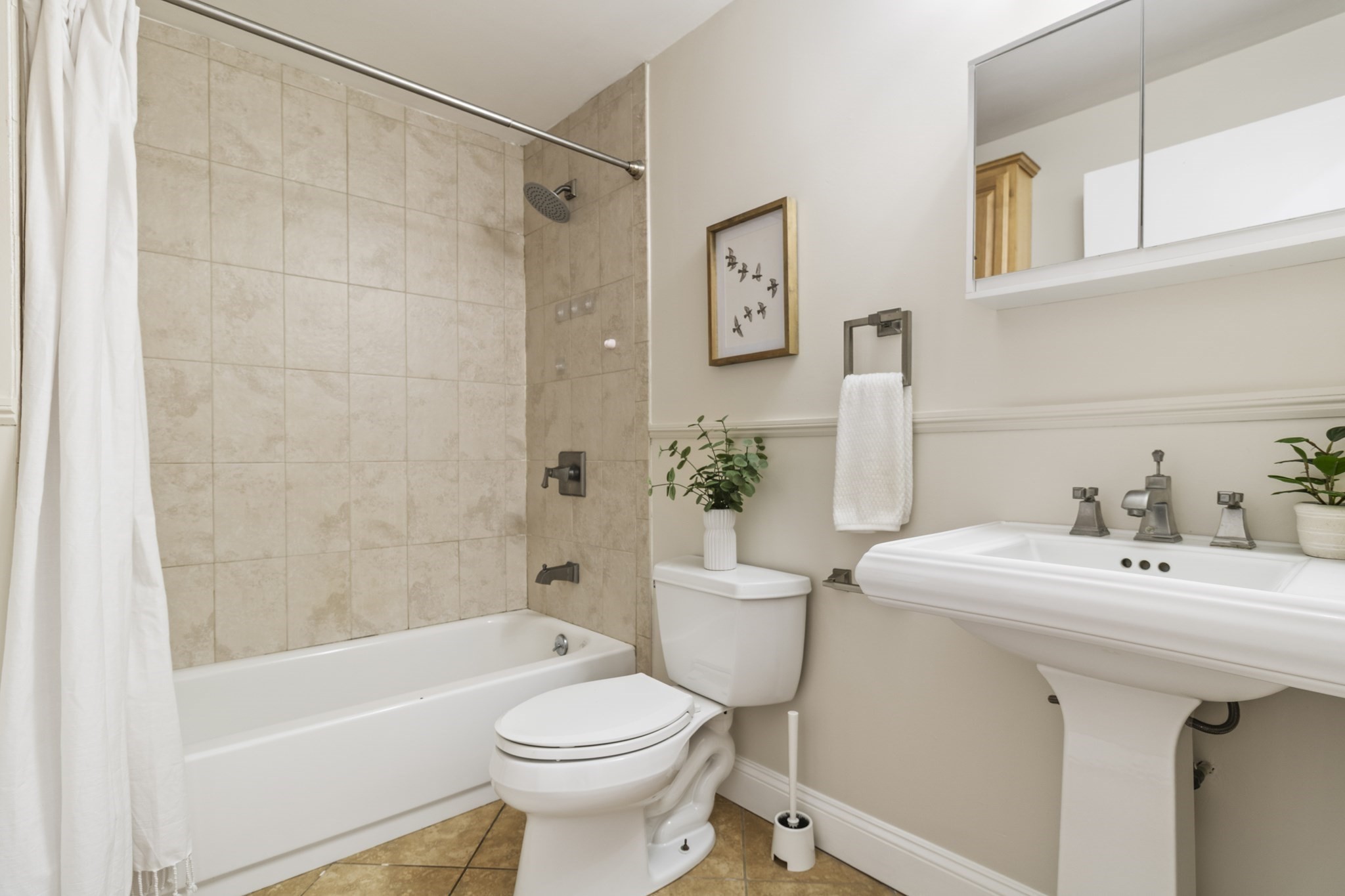 10 Erick Rd # 32 Property Photo 11