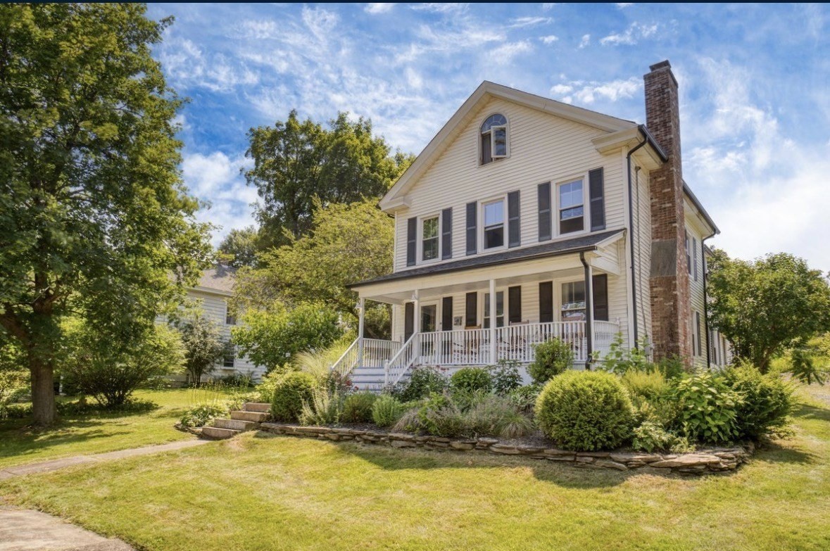 21 Saint James Avenue Property Photo 1