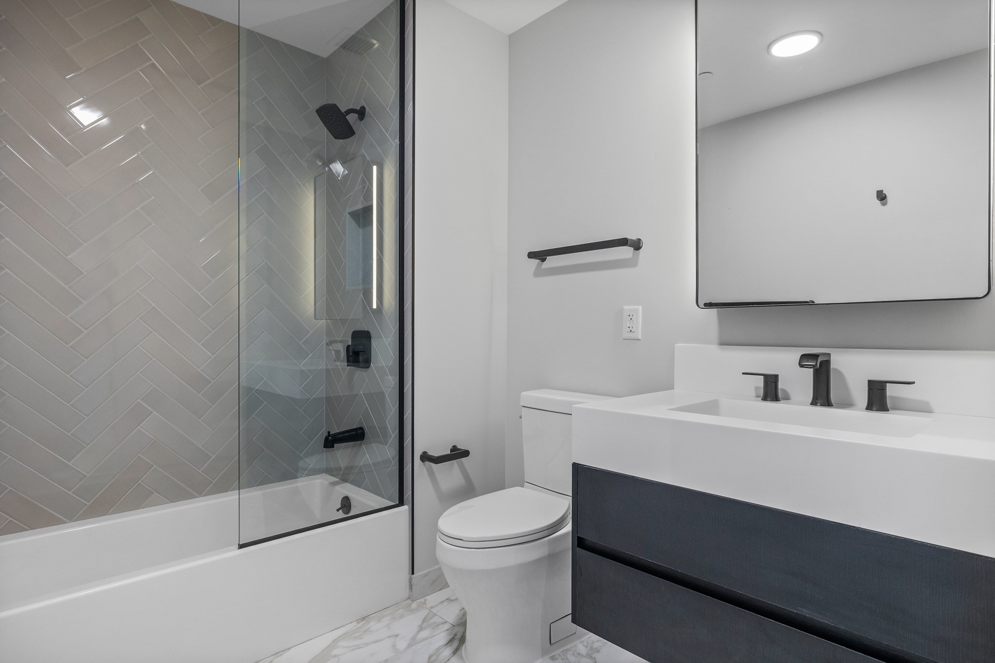 55 Lagrange St # 1010 Property Photo 8