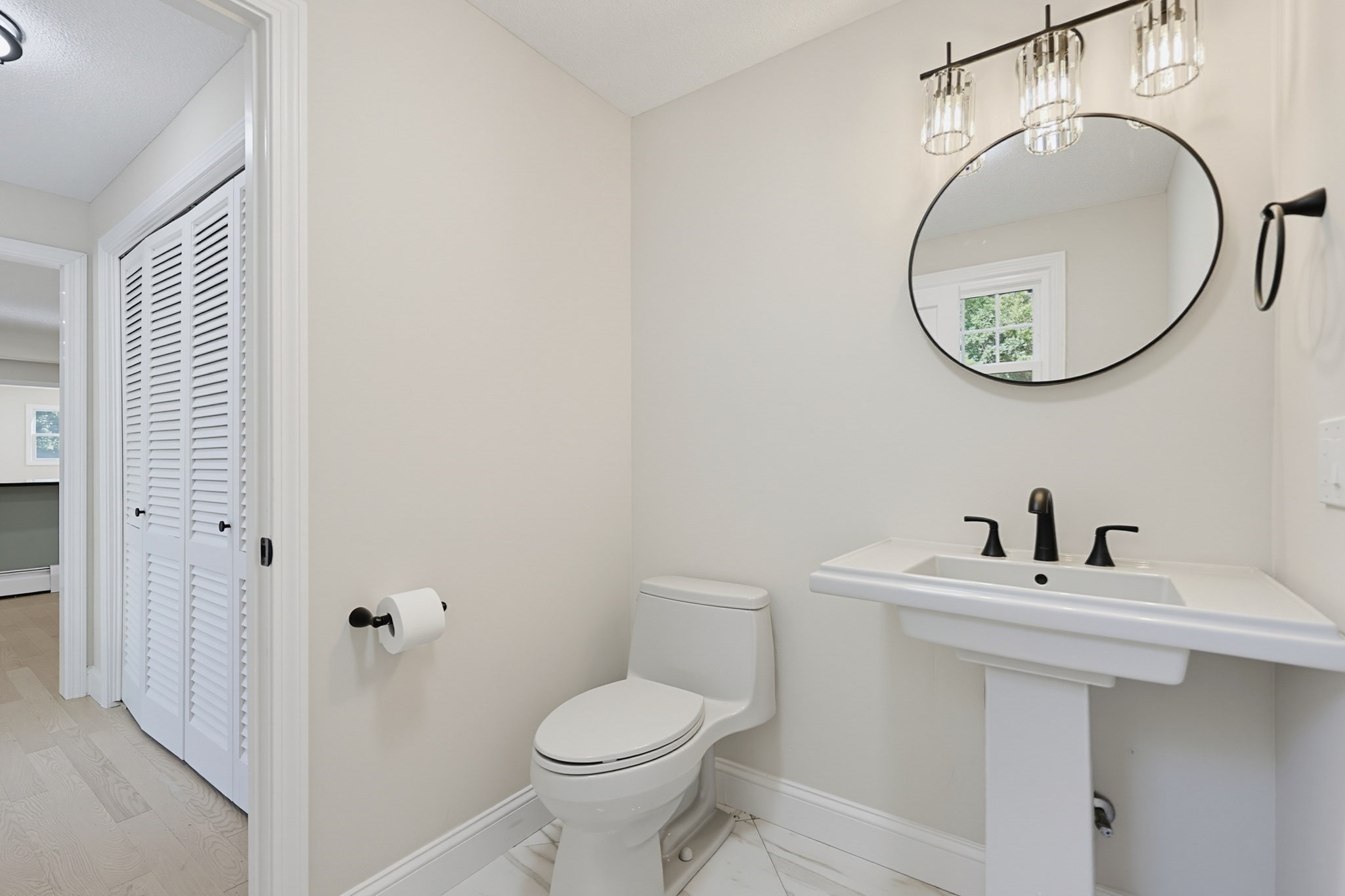 10 Wedgewood Property Photo 15