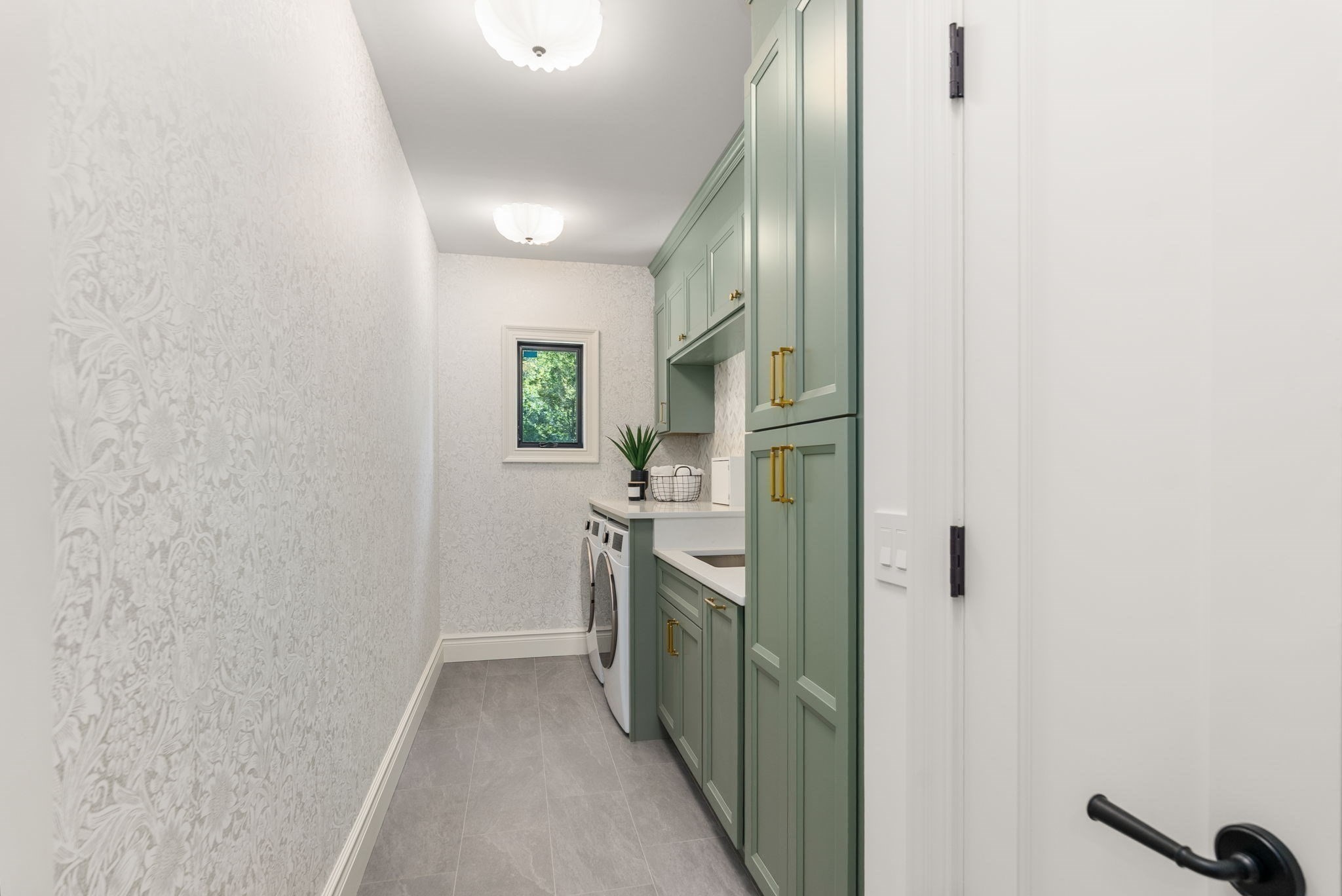 184 Brookline St Property Photo 31