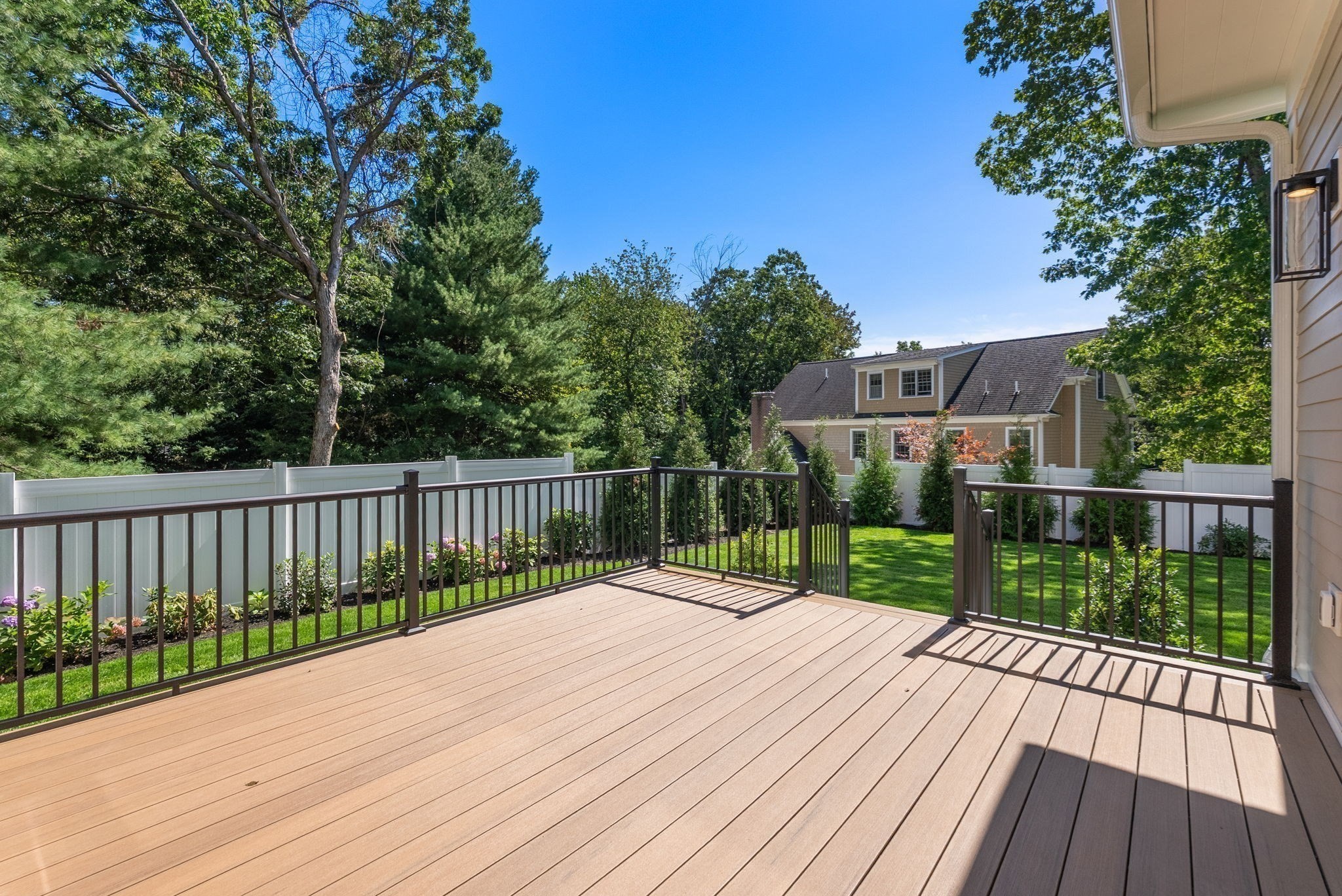 184 Brookline St Property Photo 39