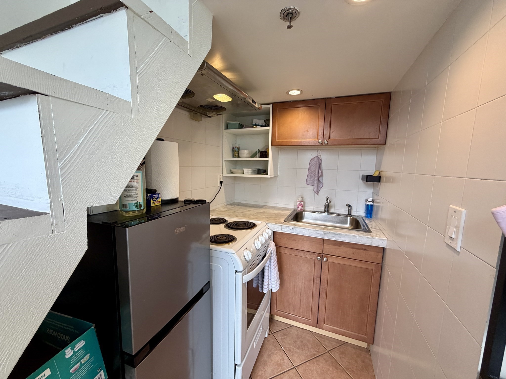 72 Kneeland # 705 Property Photo 5
