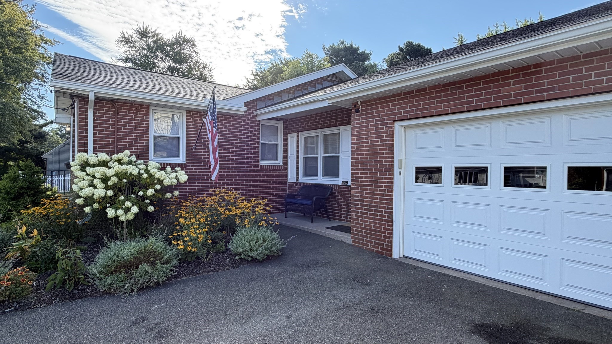 229 Mccarthy Ave Property Photo 4