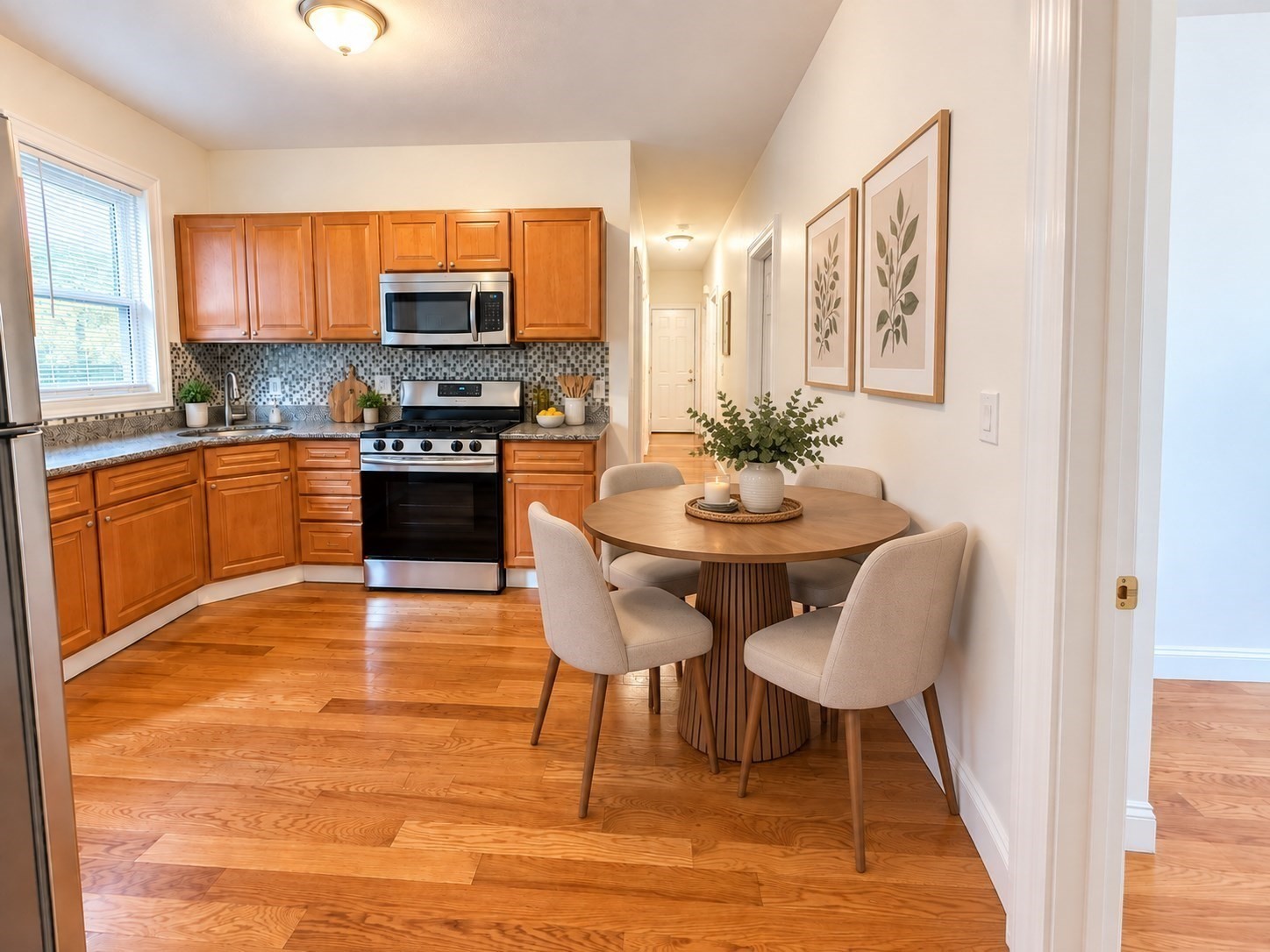 13 Hendry St # A Property Photo 6