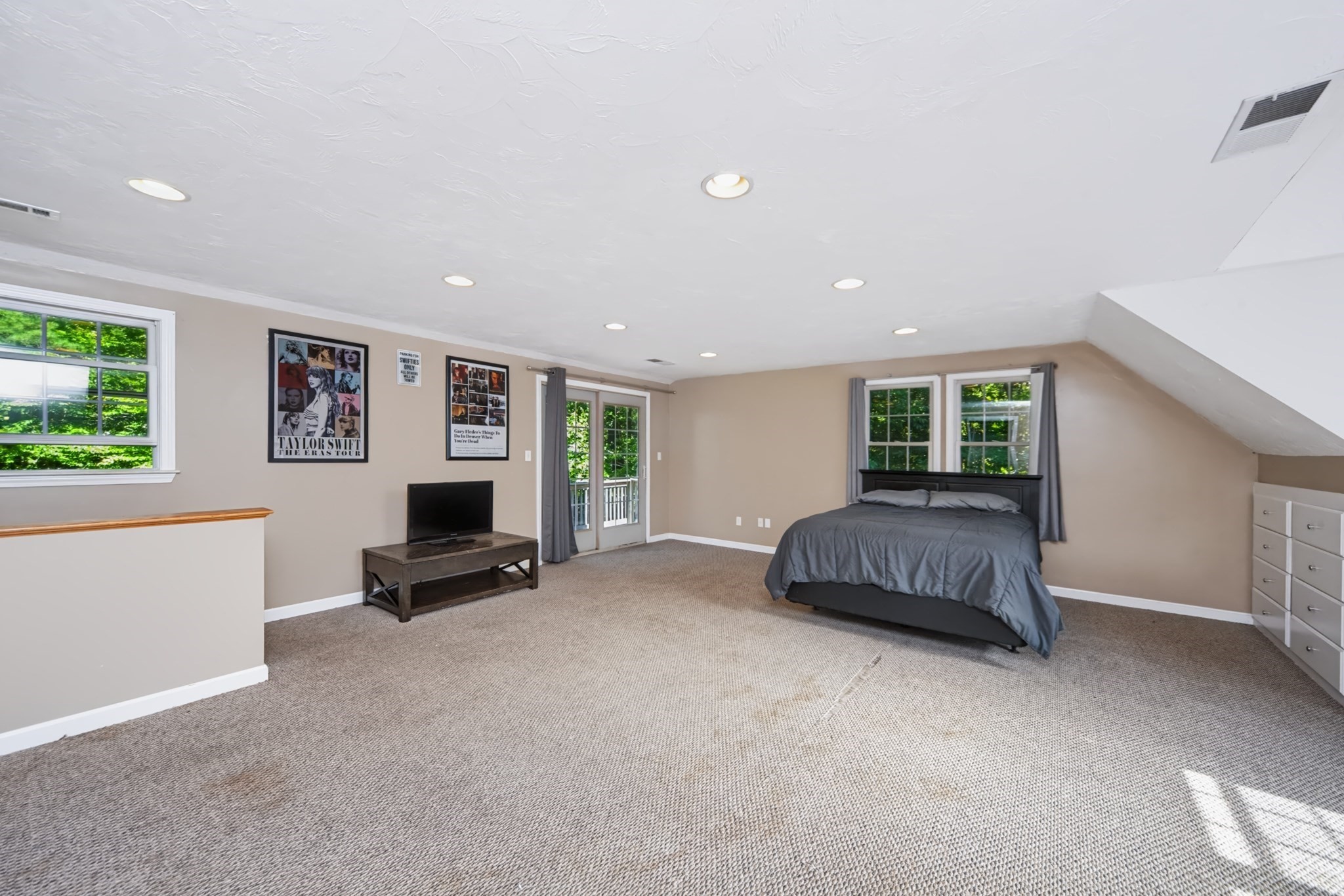 24 Evergreen Rd Property Photo 16
