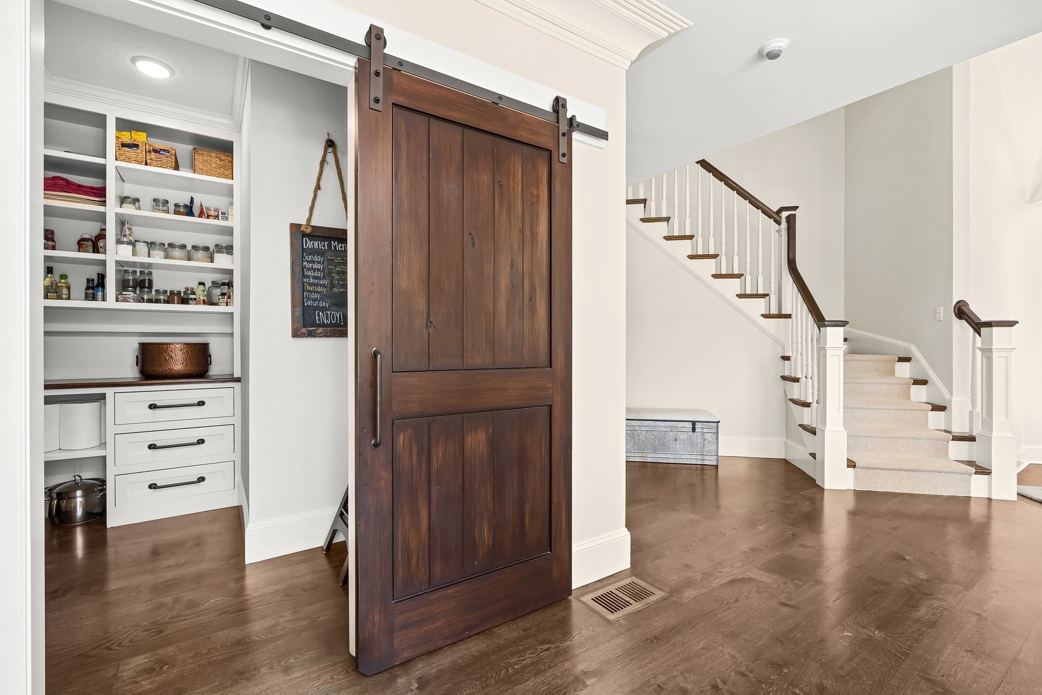 7 Pegan Ln Property Photo 7