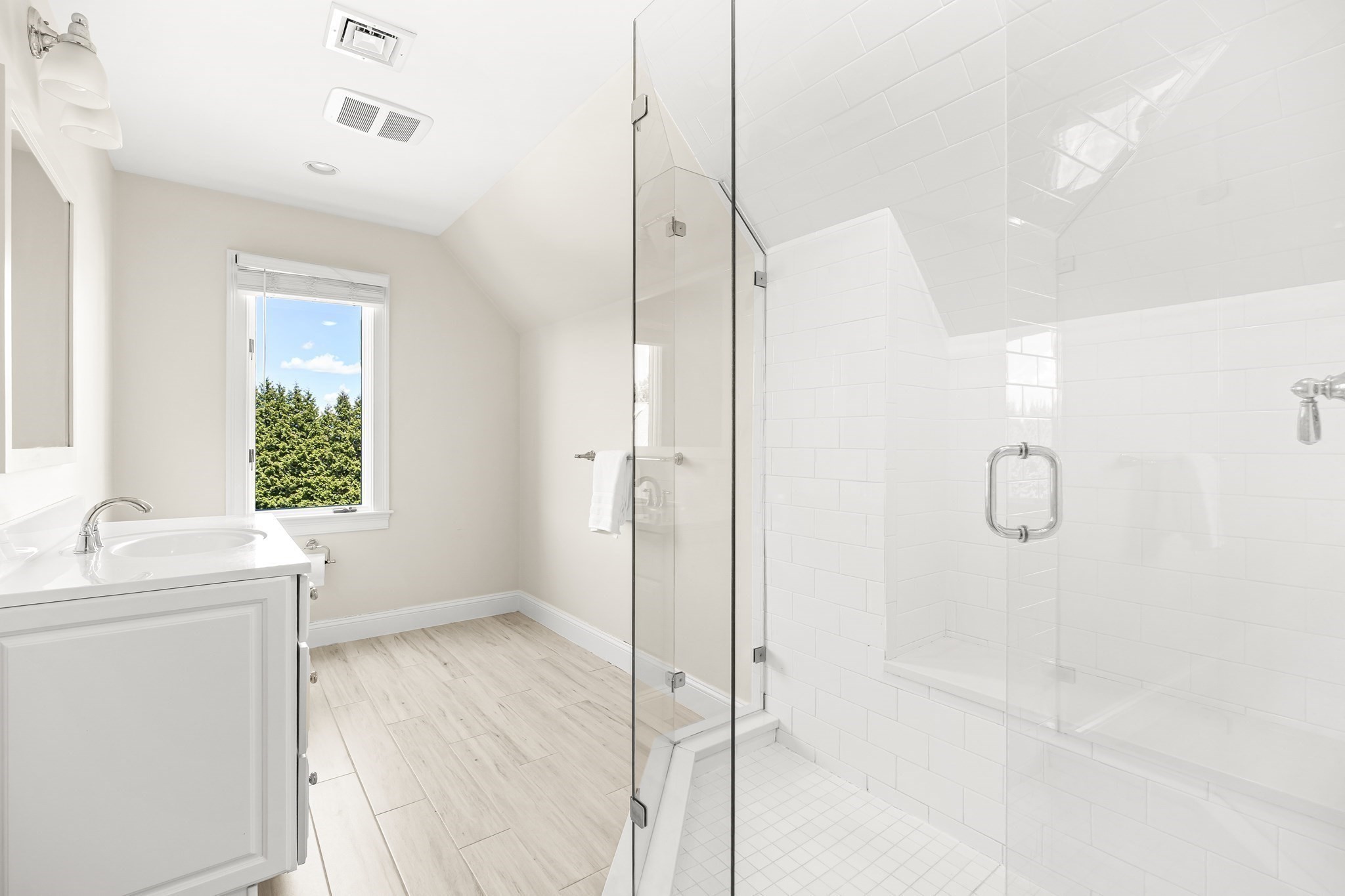 7 Pegan Ln Property Photo 22