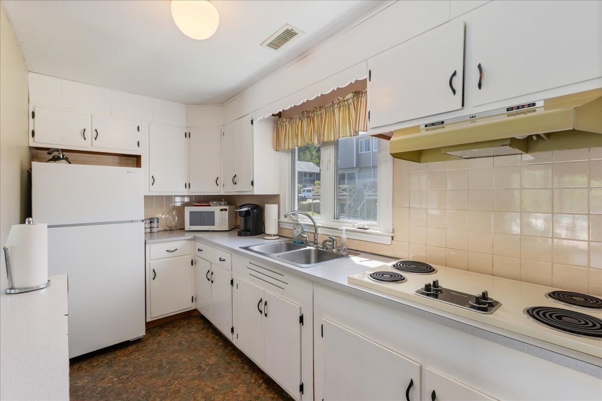34 Glen Devin St # 34 Property Photo 32