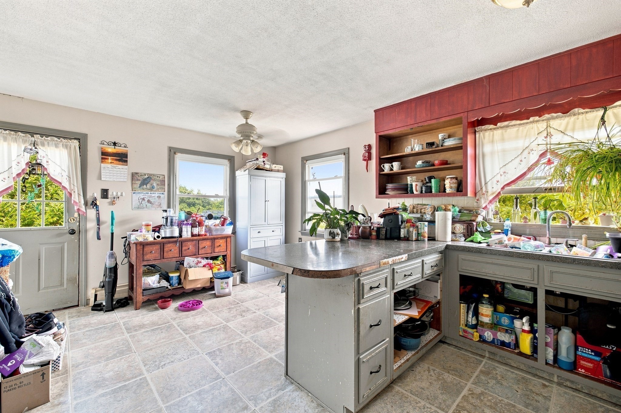 25 Bixby Rd Property Photo 4