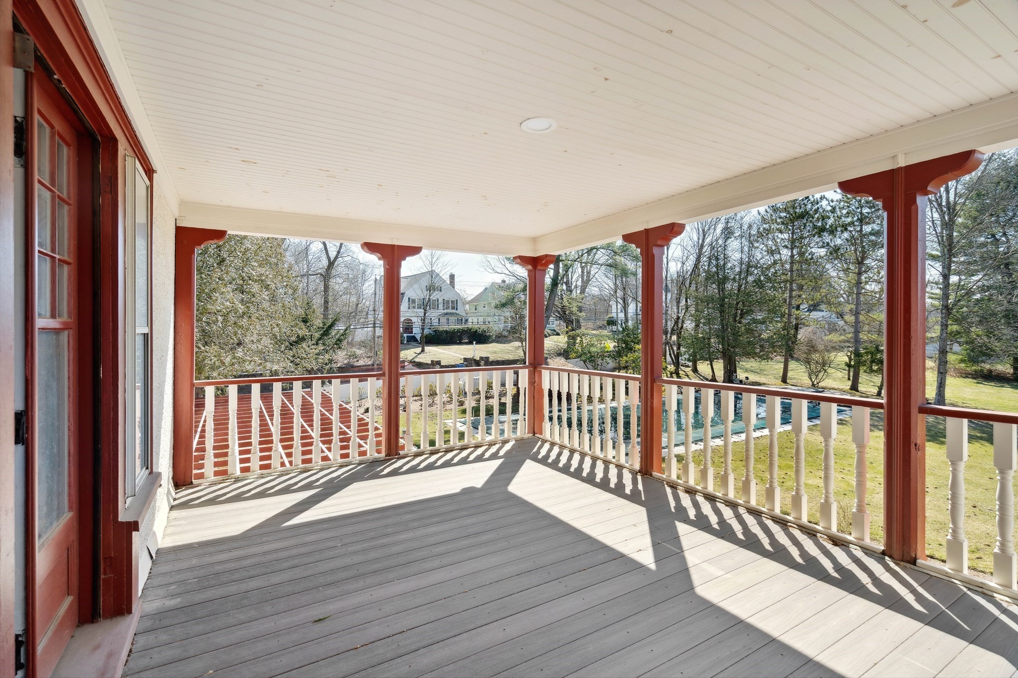 105 Adin St Property Photo 39