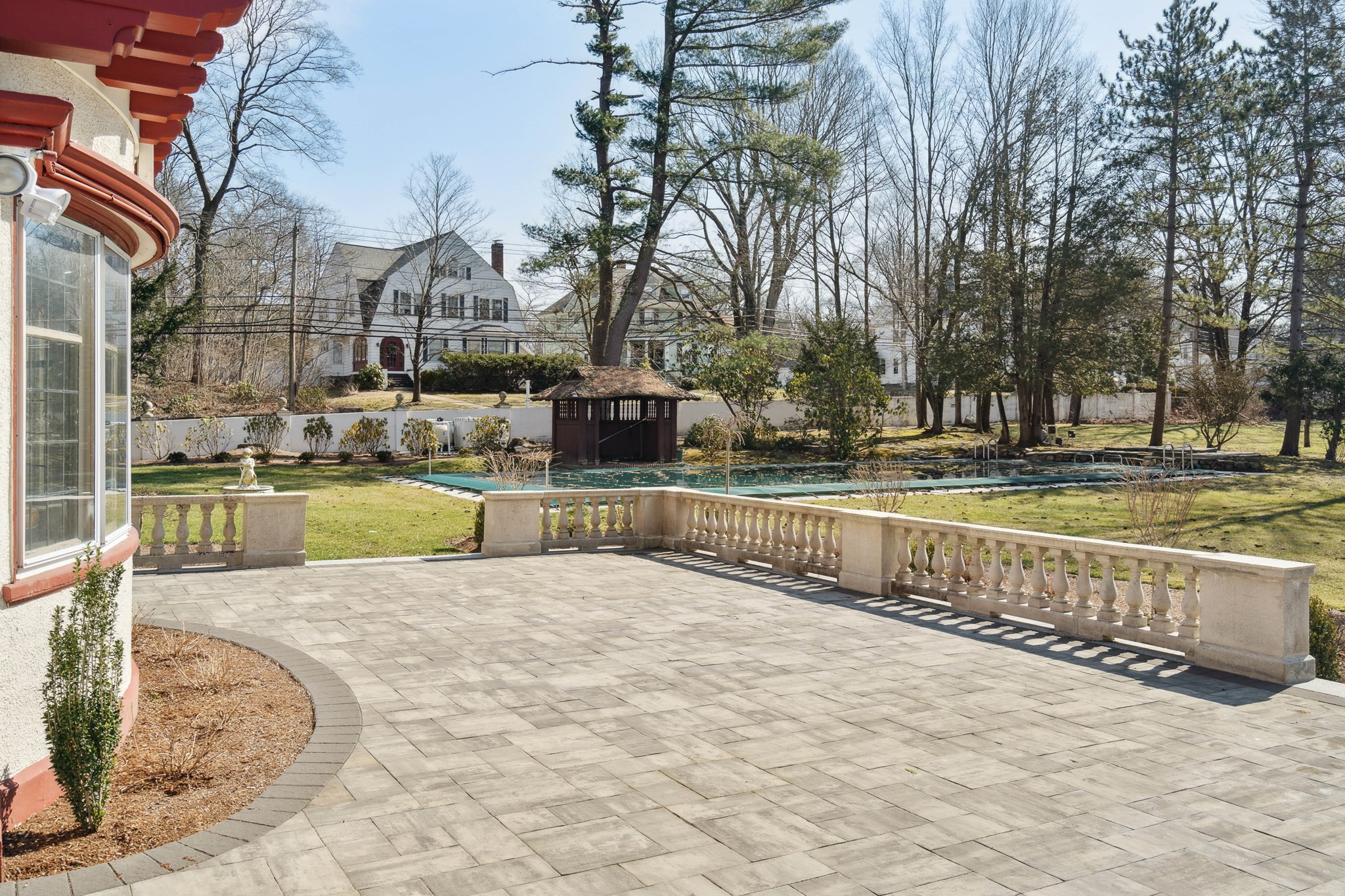 105 Adin St Property Photo 40