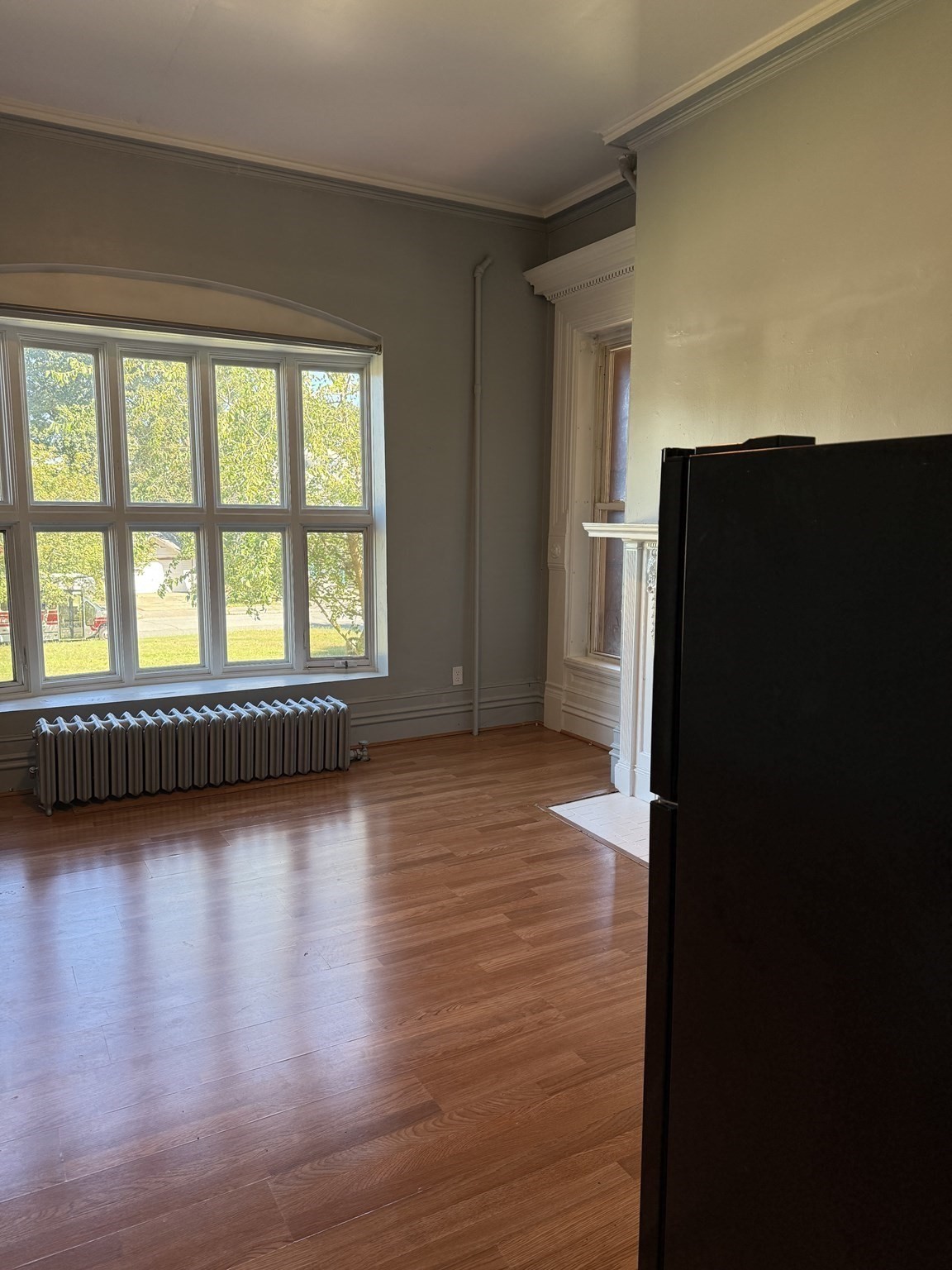 306 West Elm St # 2 Property Photo 2