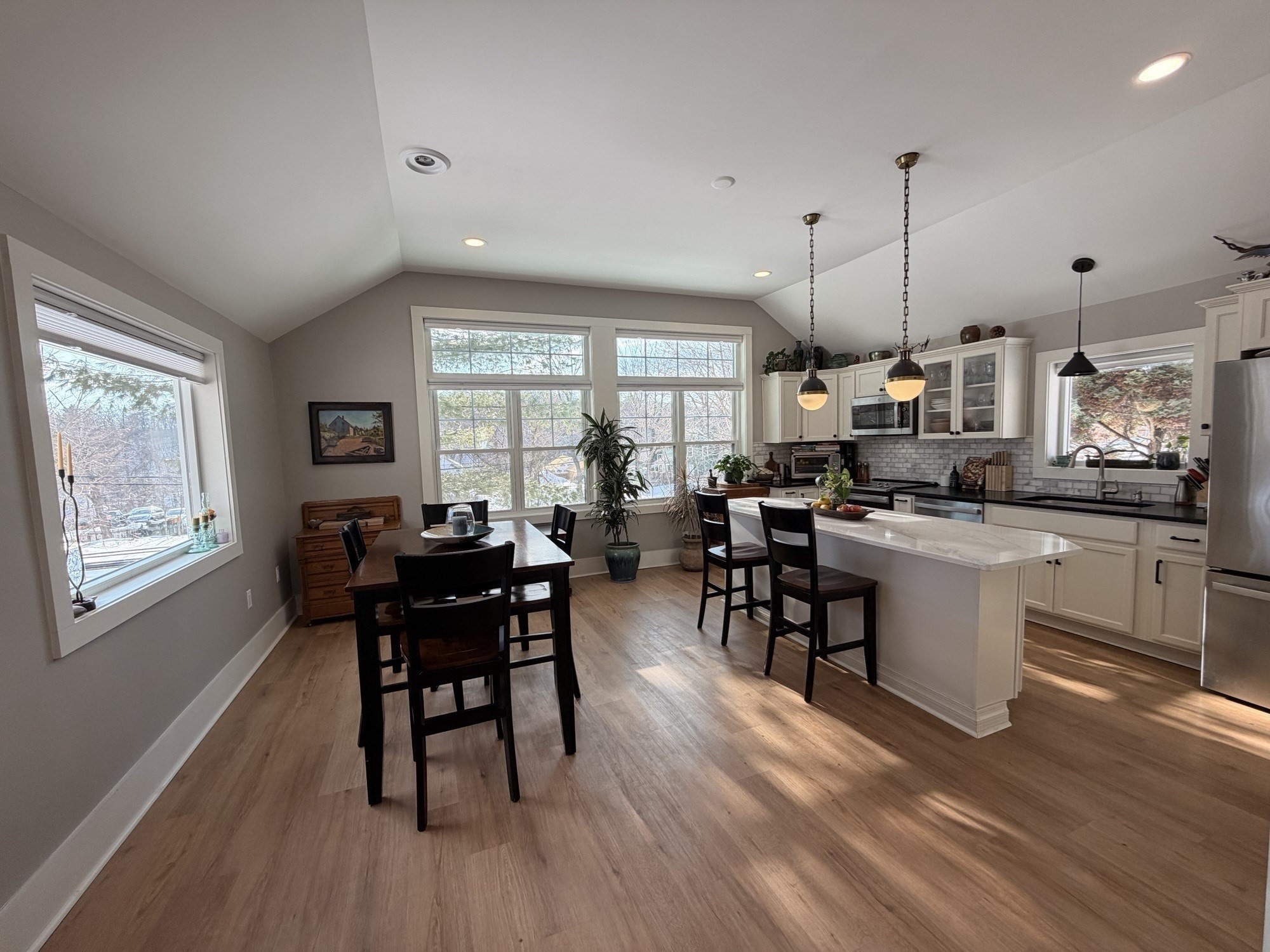 120 Hope Street Property Photo 3