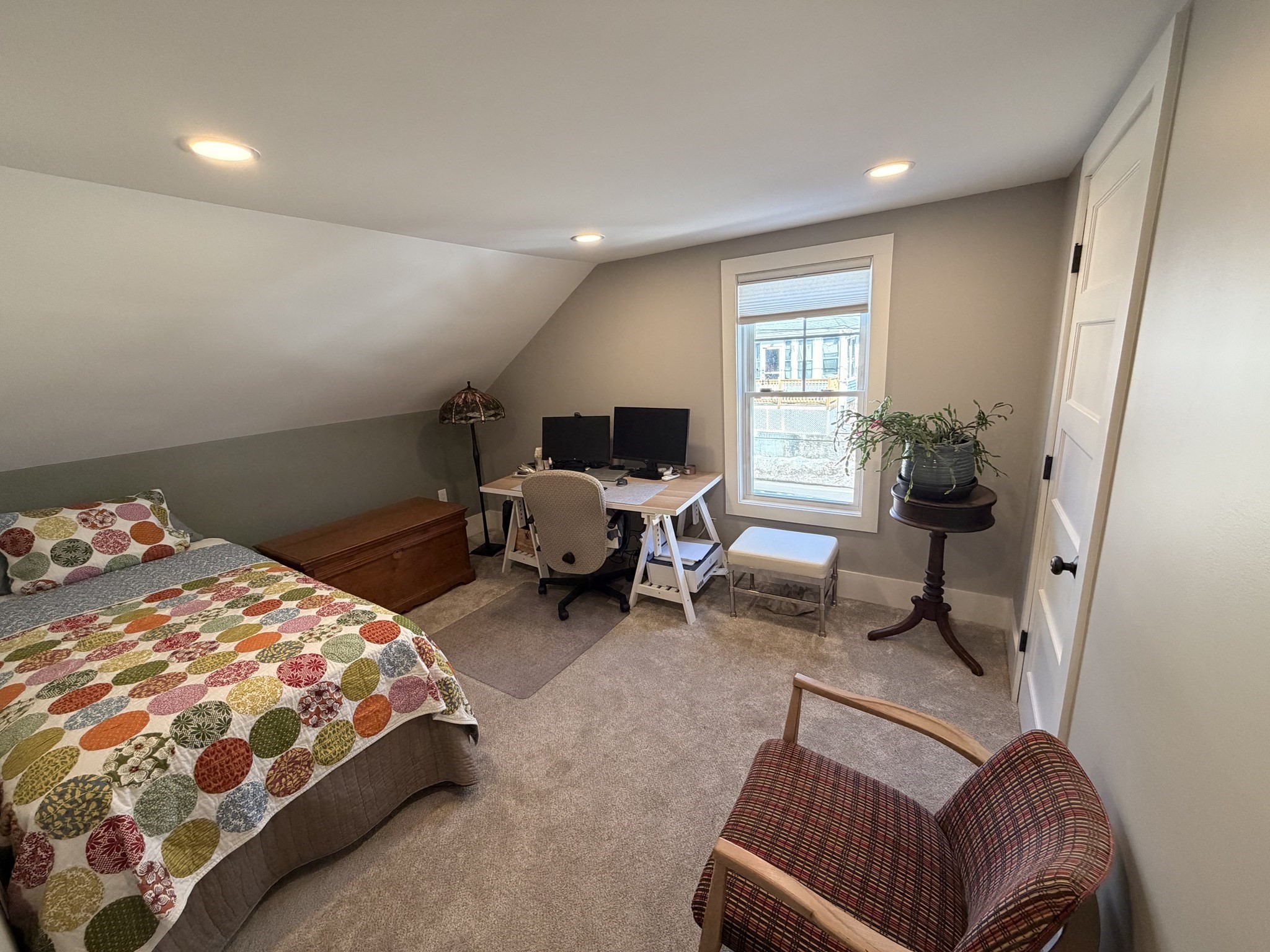 120 Hope Street Property Photo 12