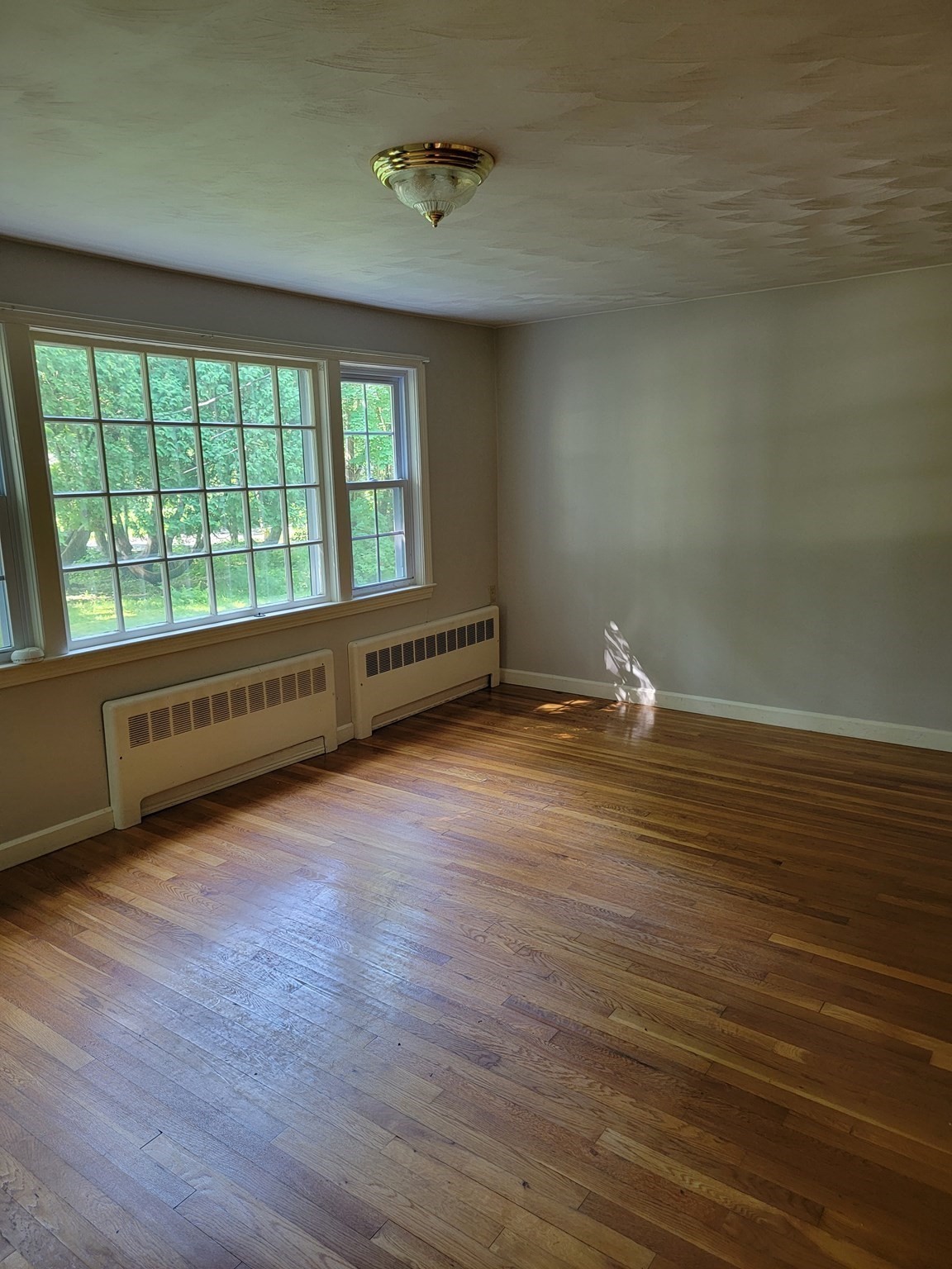 48 Andover St Property Photo 9