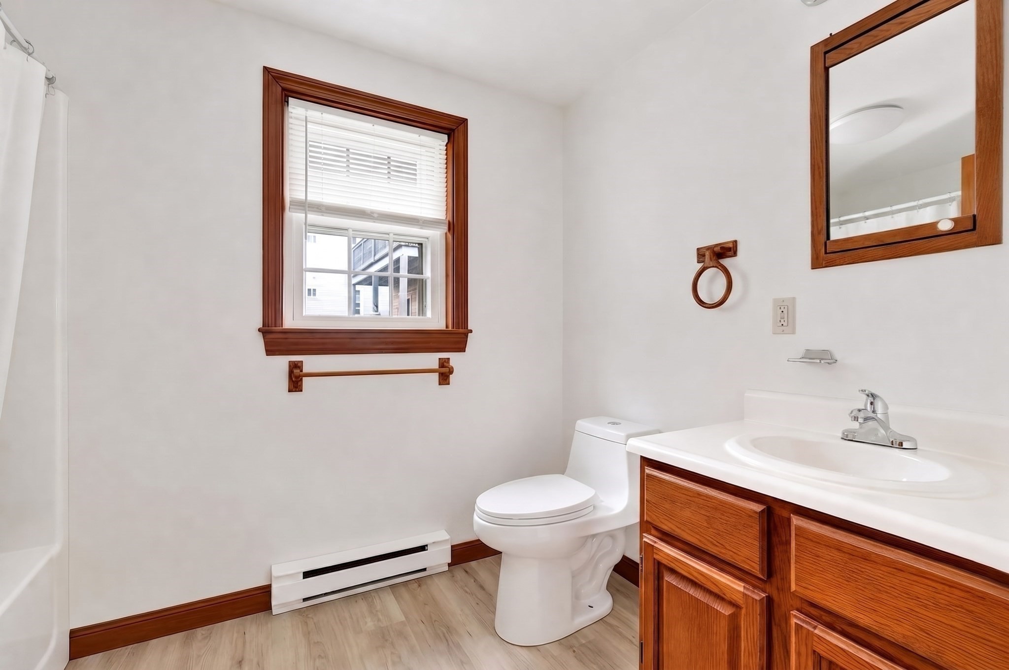 18 Suffolk St Property Photo 14