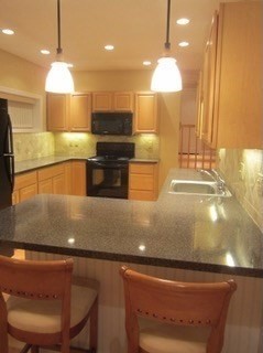 65 Woodlawn Avenue Property Photo 15