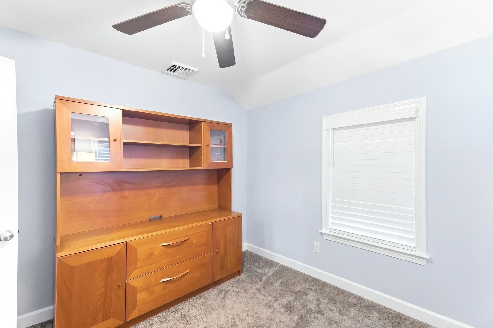 17 Bicknell Road Property Photo 18