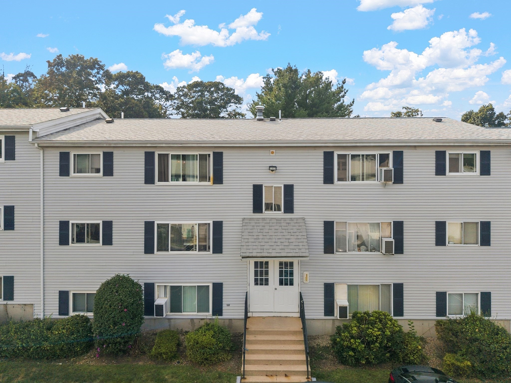 5455 N Main St # 20e Property Photo 1