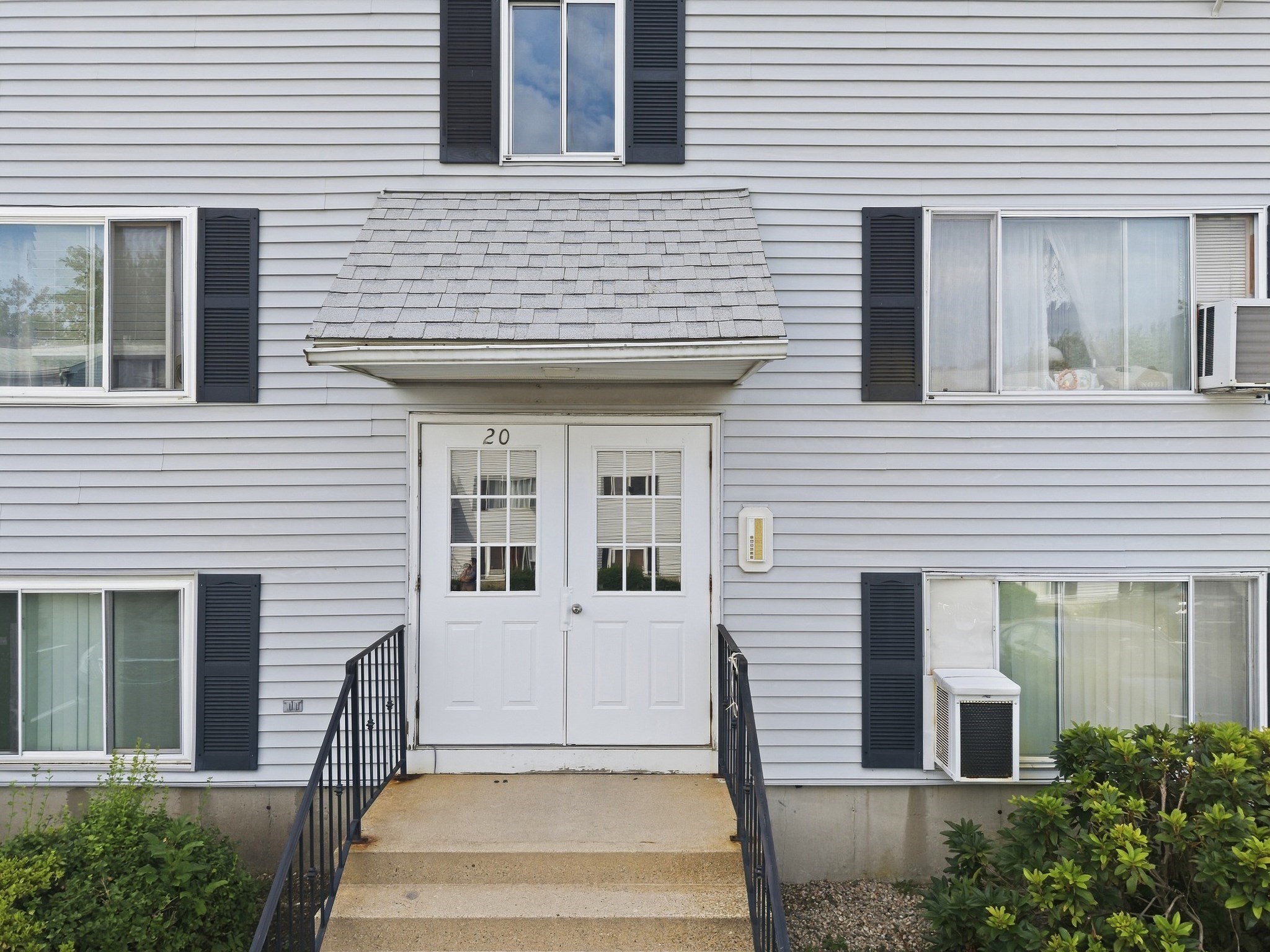 5455 N Main St # 20e Property Photo 2
