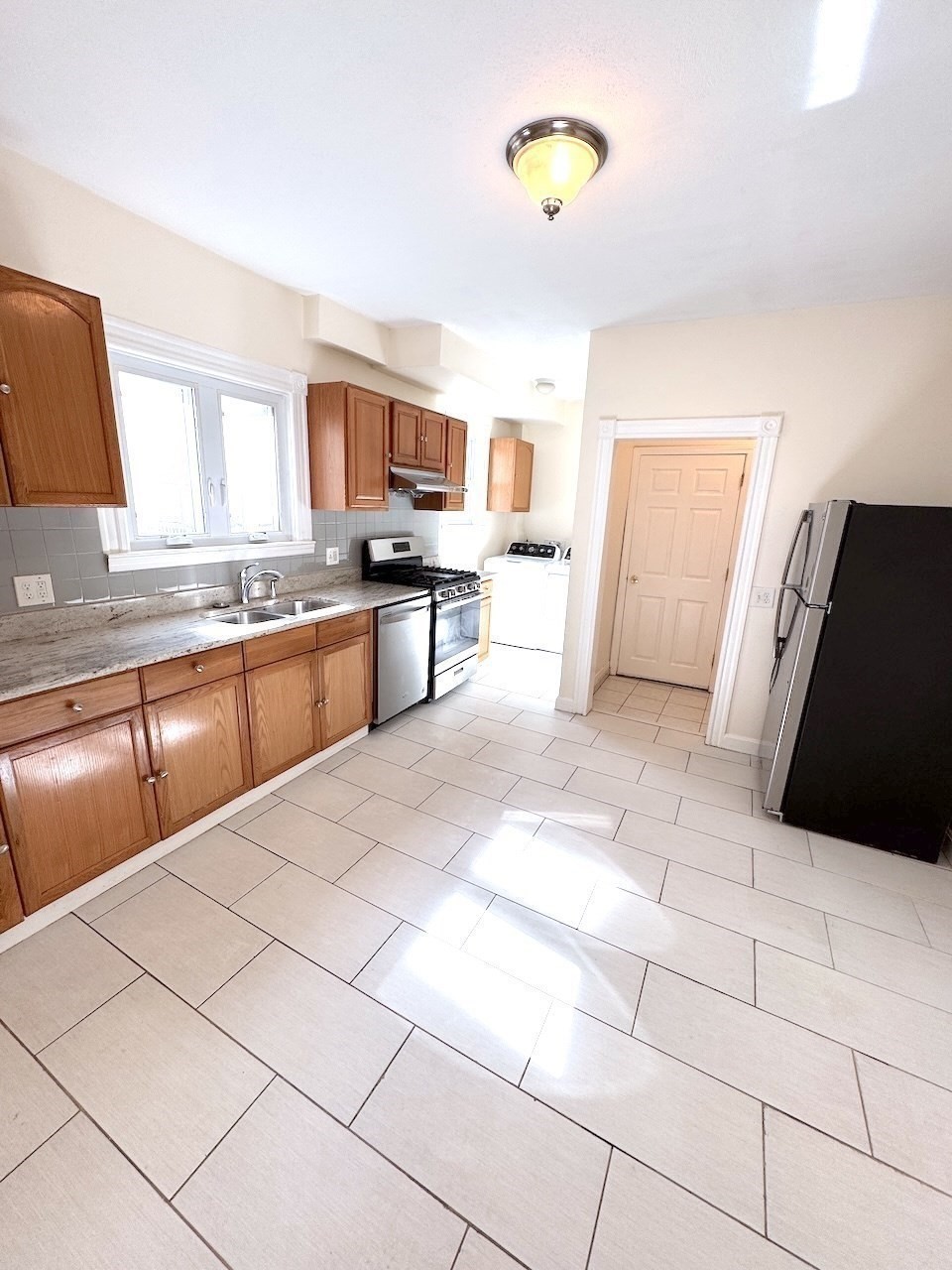 59 Judson St # 1 Property Photo 3