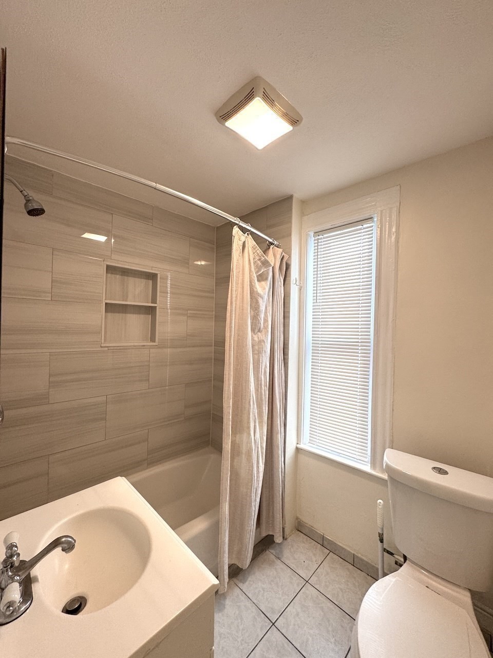 59 Judson St # 1 Property Photo 6