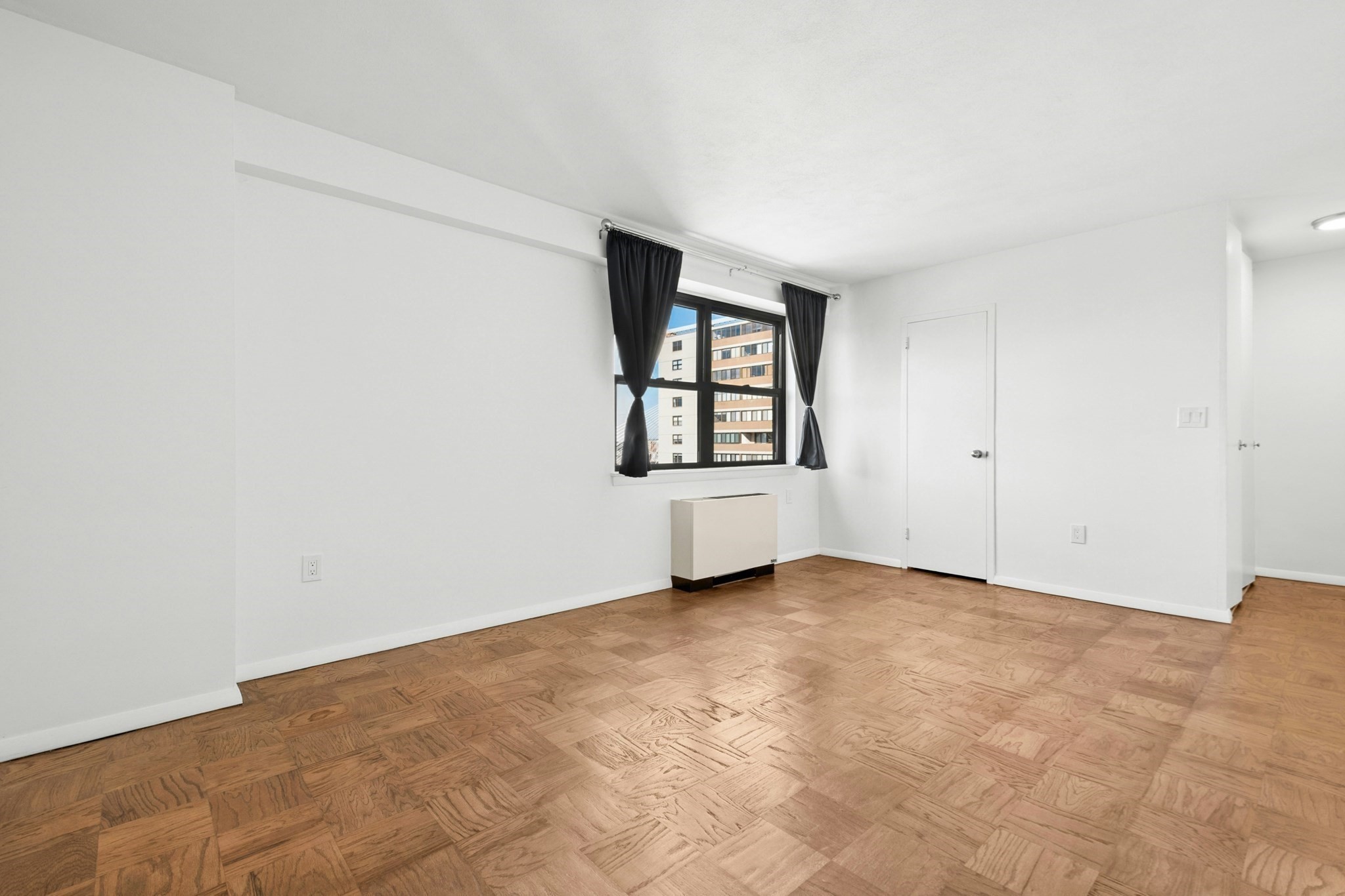 8 Whittier Pl # 11k Property Photo 13
