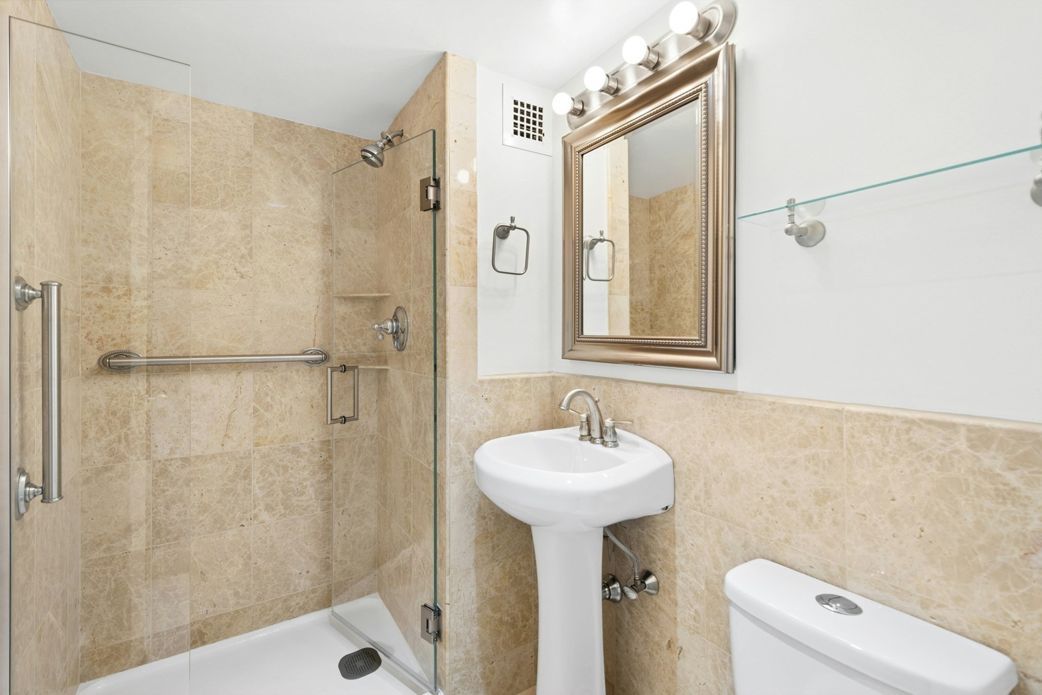 8 Whittier Pl # 11k Property Photo 15