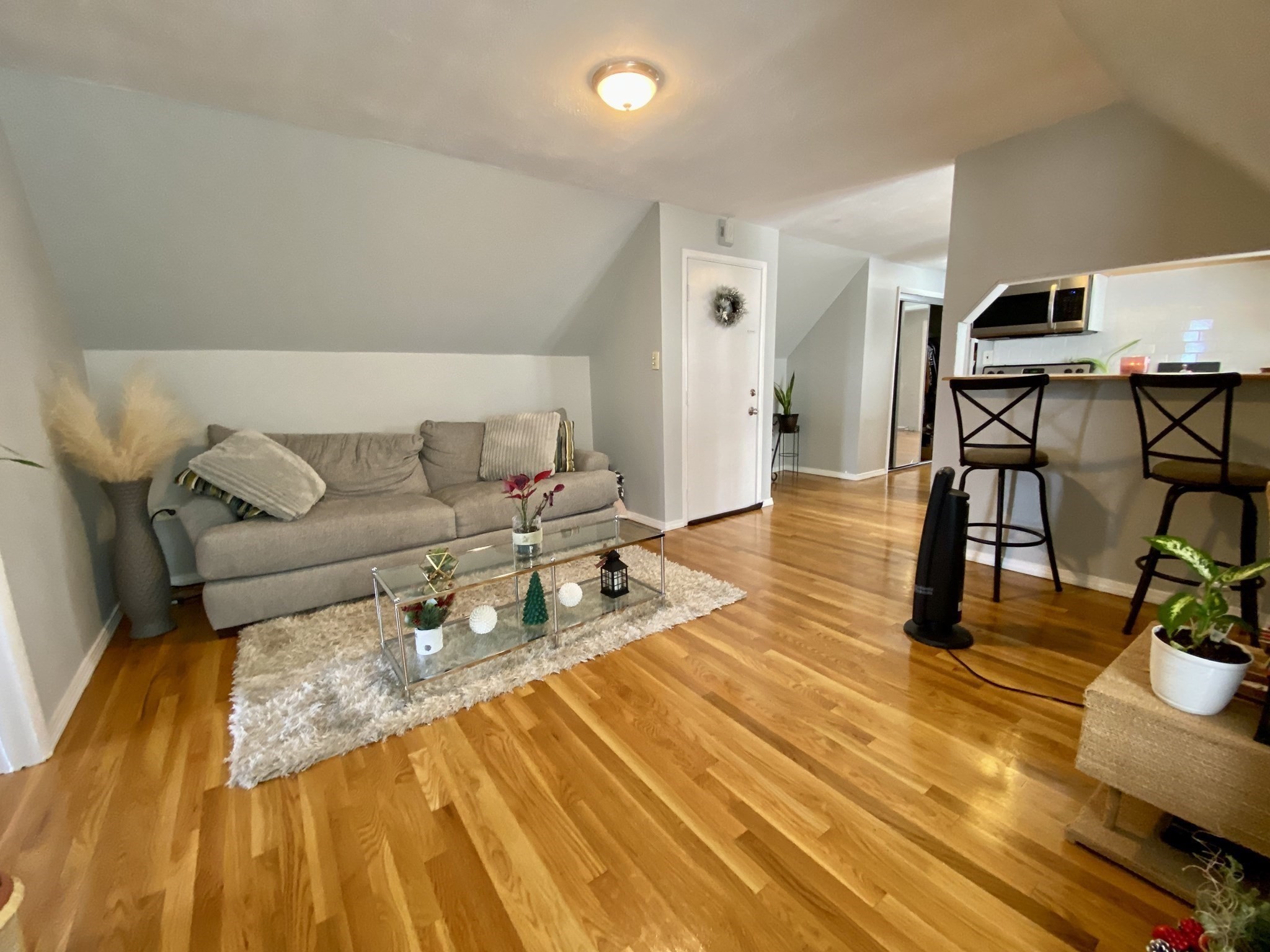 3140 Washington Street # 4 Property Photo 3