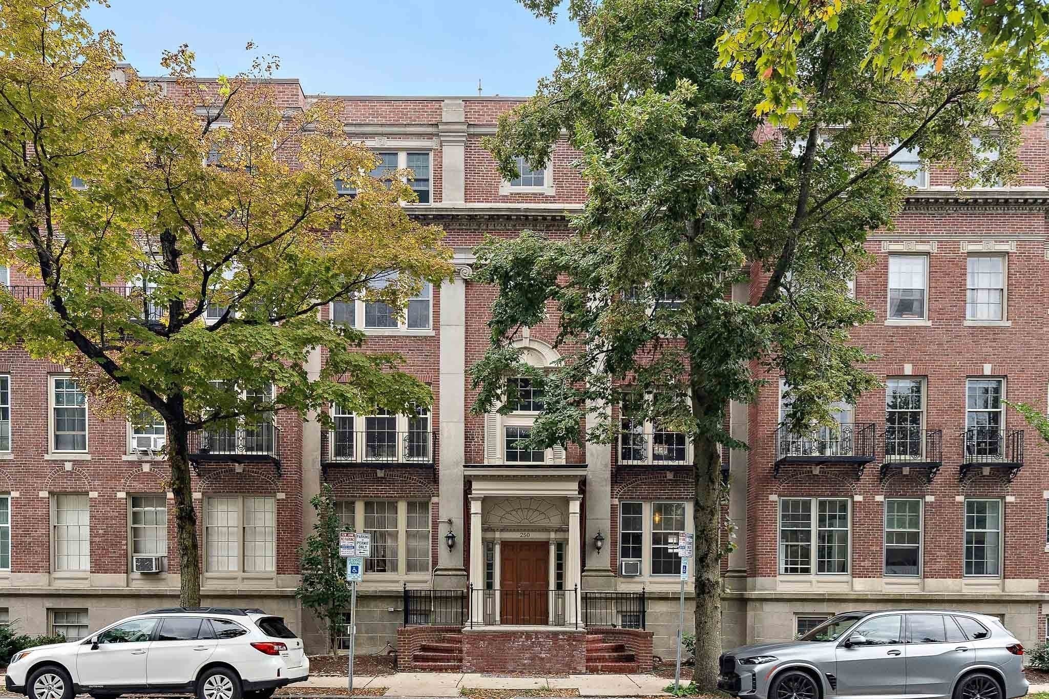 250 Brattle Street # 22 Property Photo 1