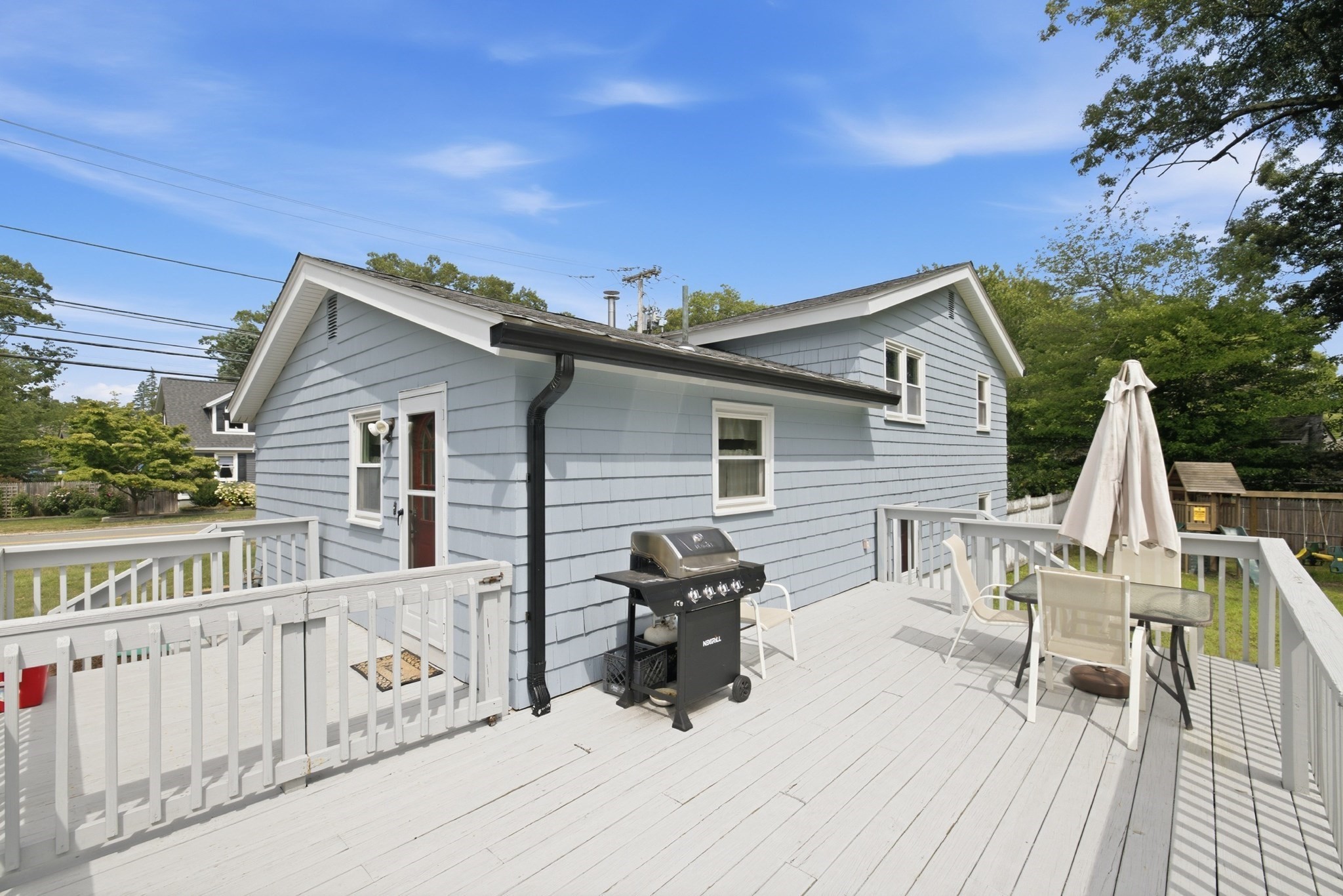 180 River St Property Photo 16