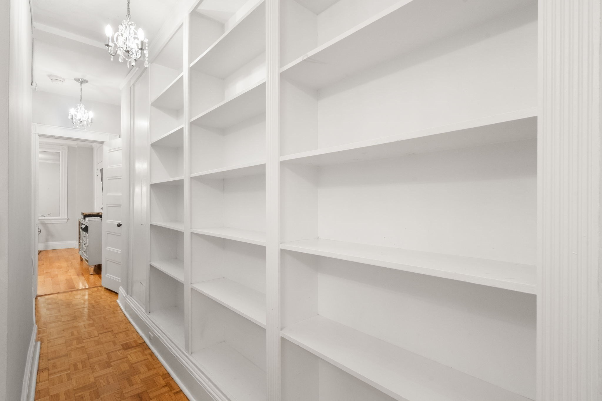 21 Beacon St # 3n Property Photo 6