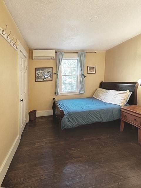 8 May Street Property Photo 15