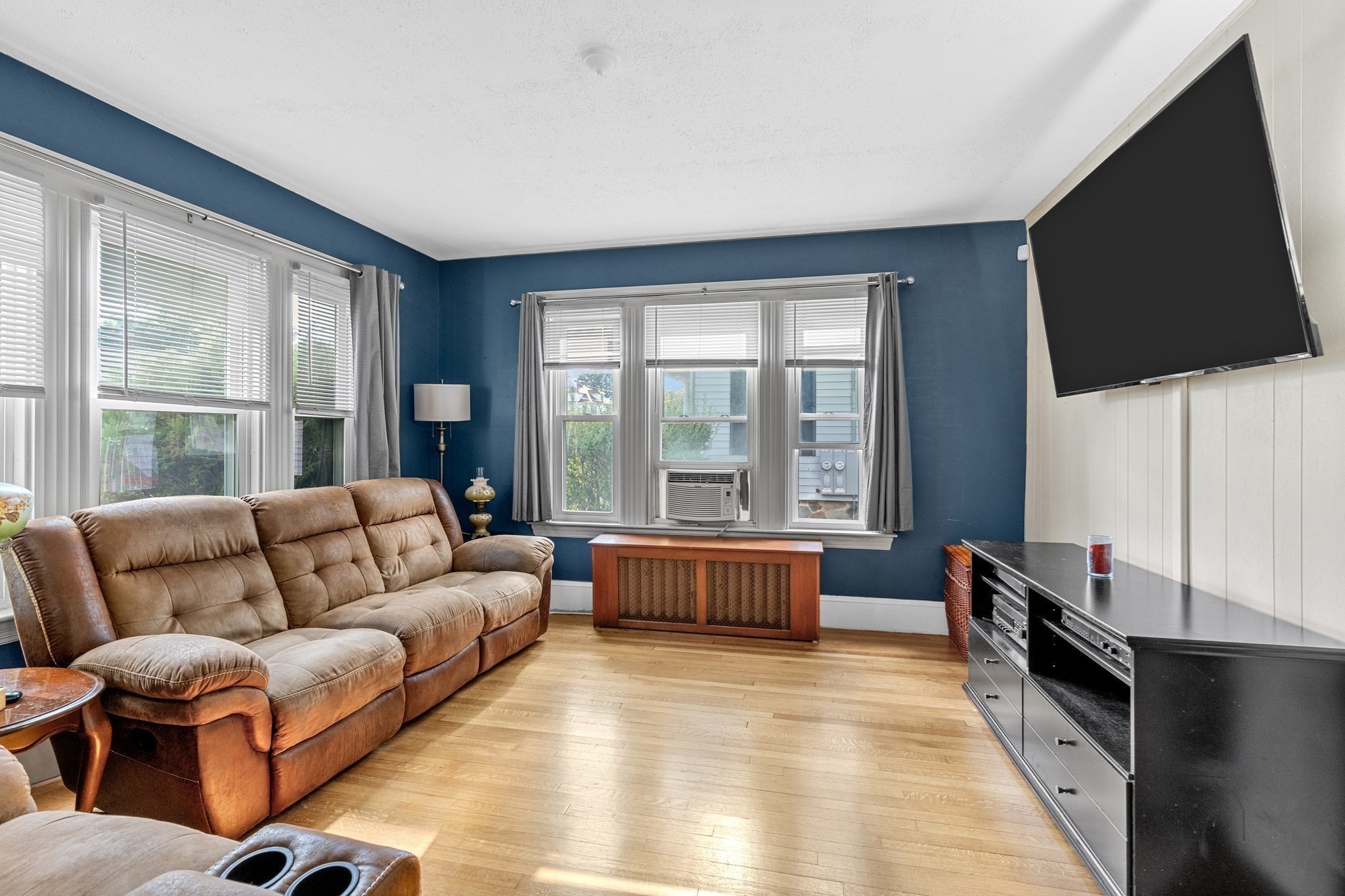 141 Brookside Ave Property Photo 4