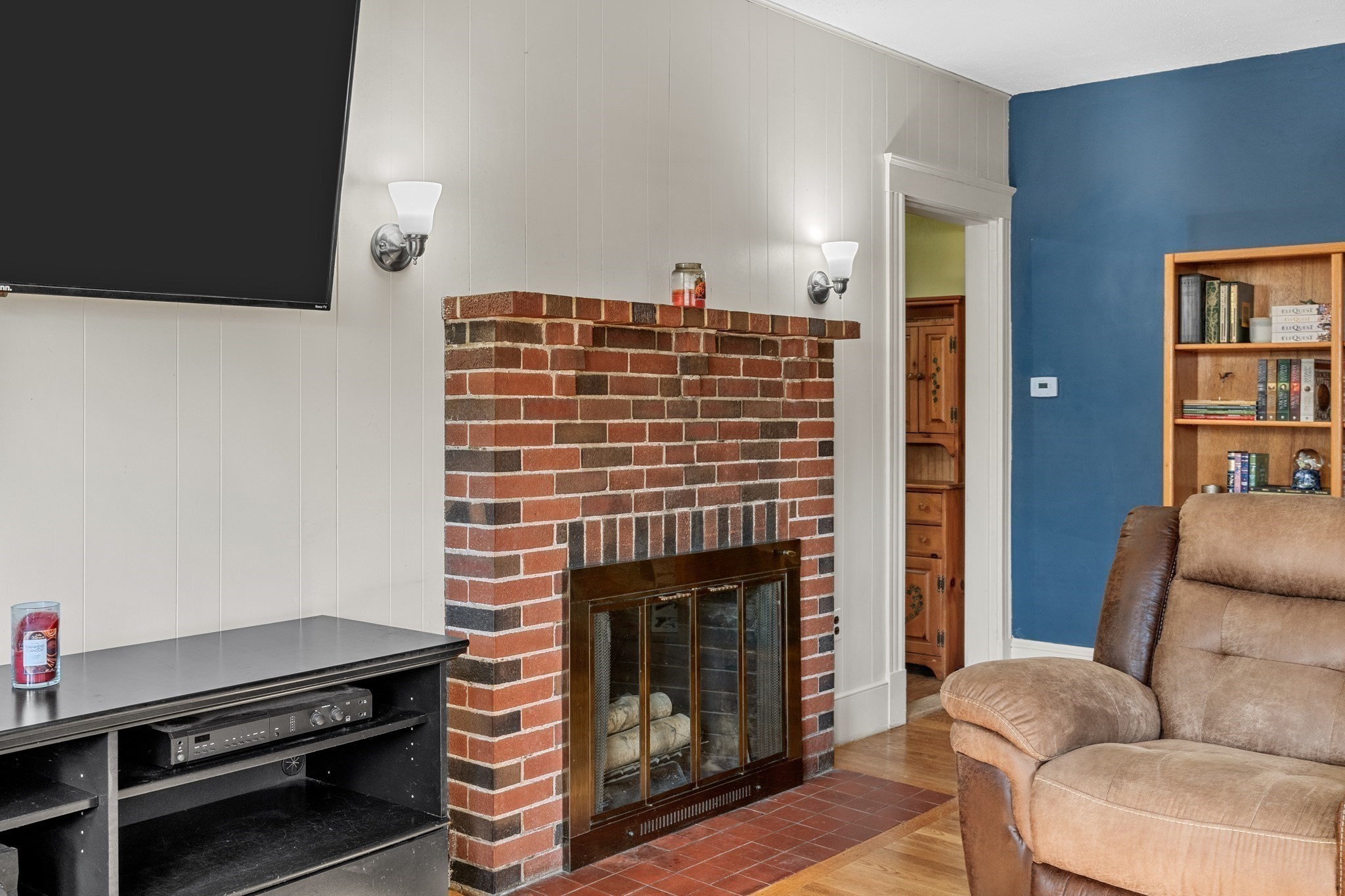 141 Brookside Ave Property Photo 6